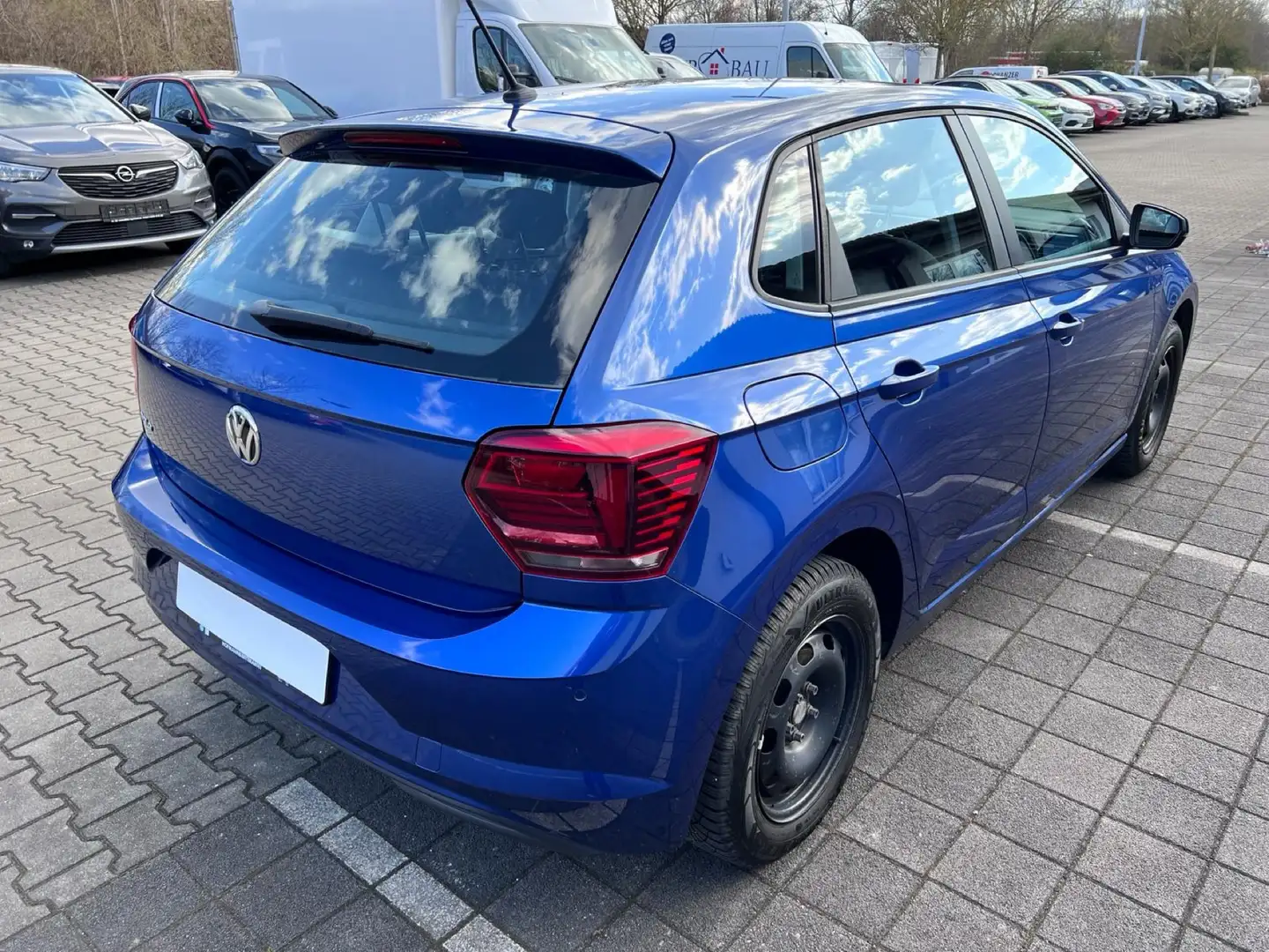 Volkswagen Polo 1.0 BlueMotion Blau - 2