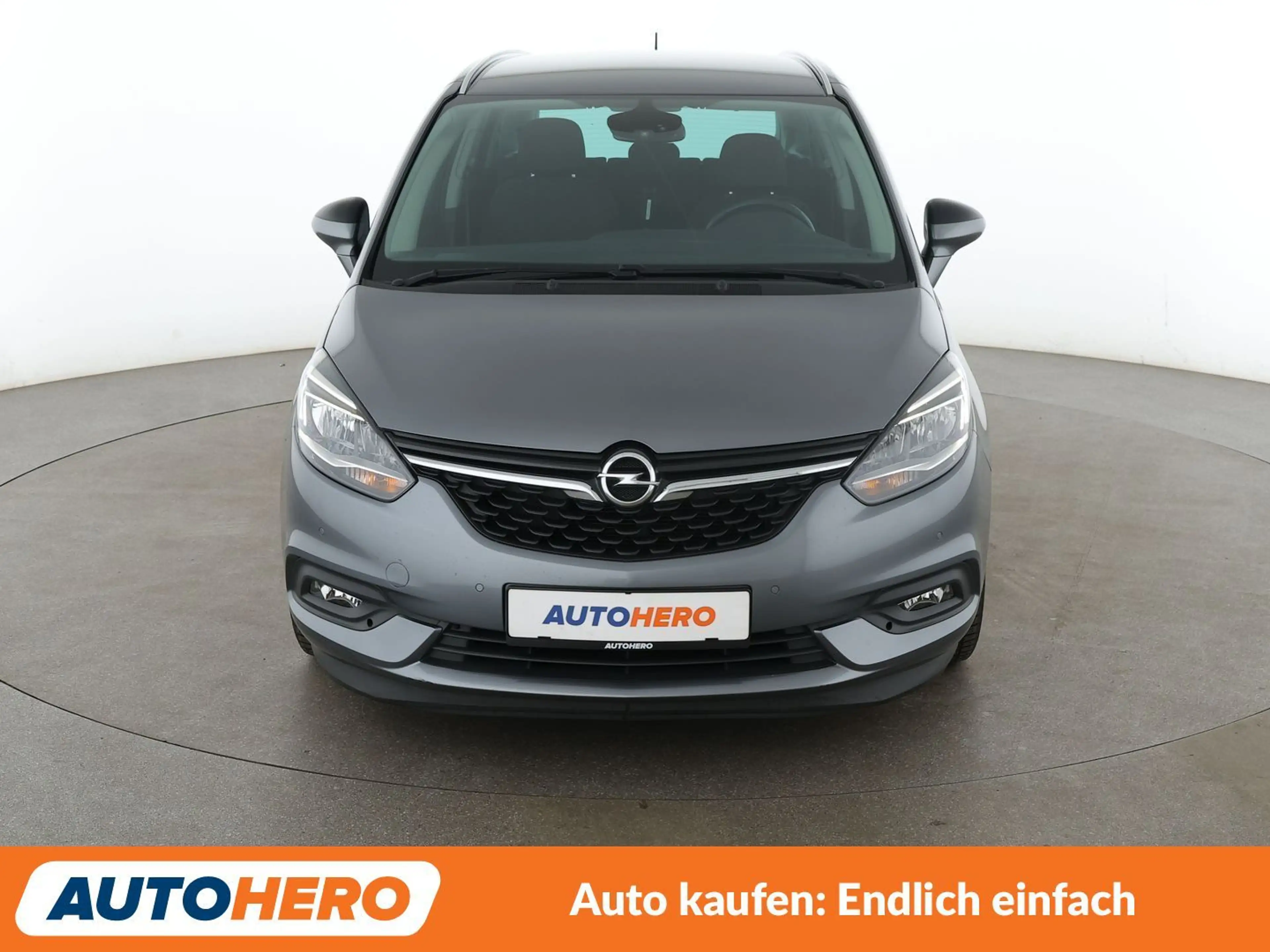 Opel Zafira Tourer 1.6 SIDI Turbo 120 Jahre Start/Stop — photo 9
