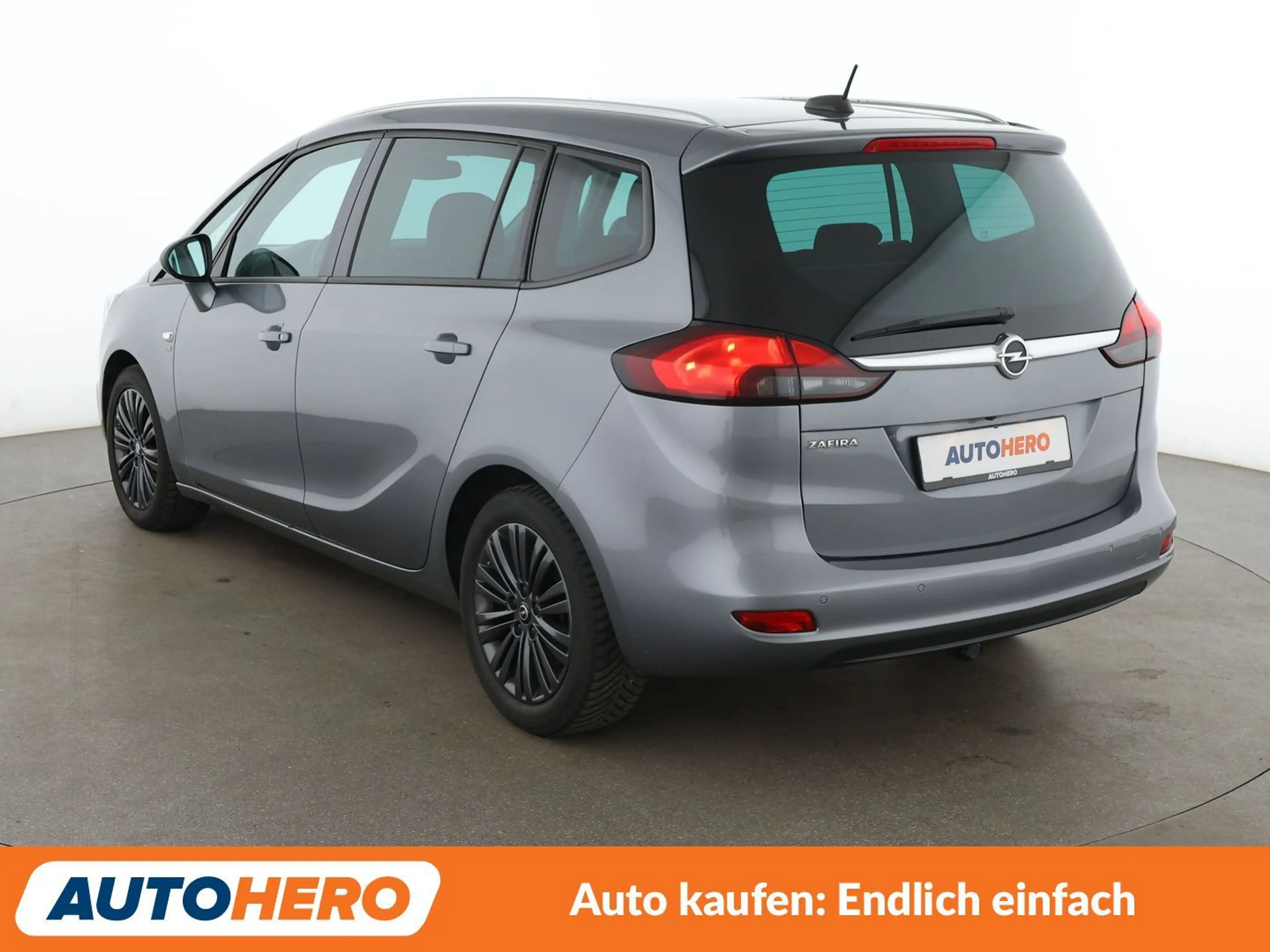 Opel Zafira Tourer 1.6 SIDI Turbo 120 Jahre Start/Stop — photo 4