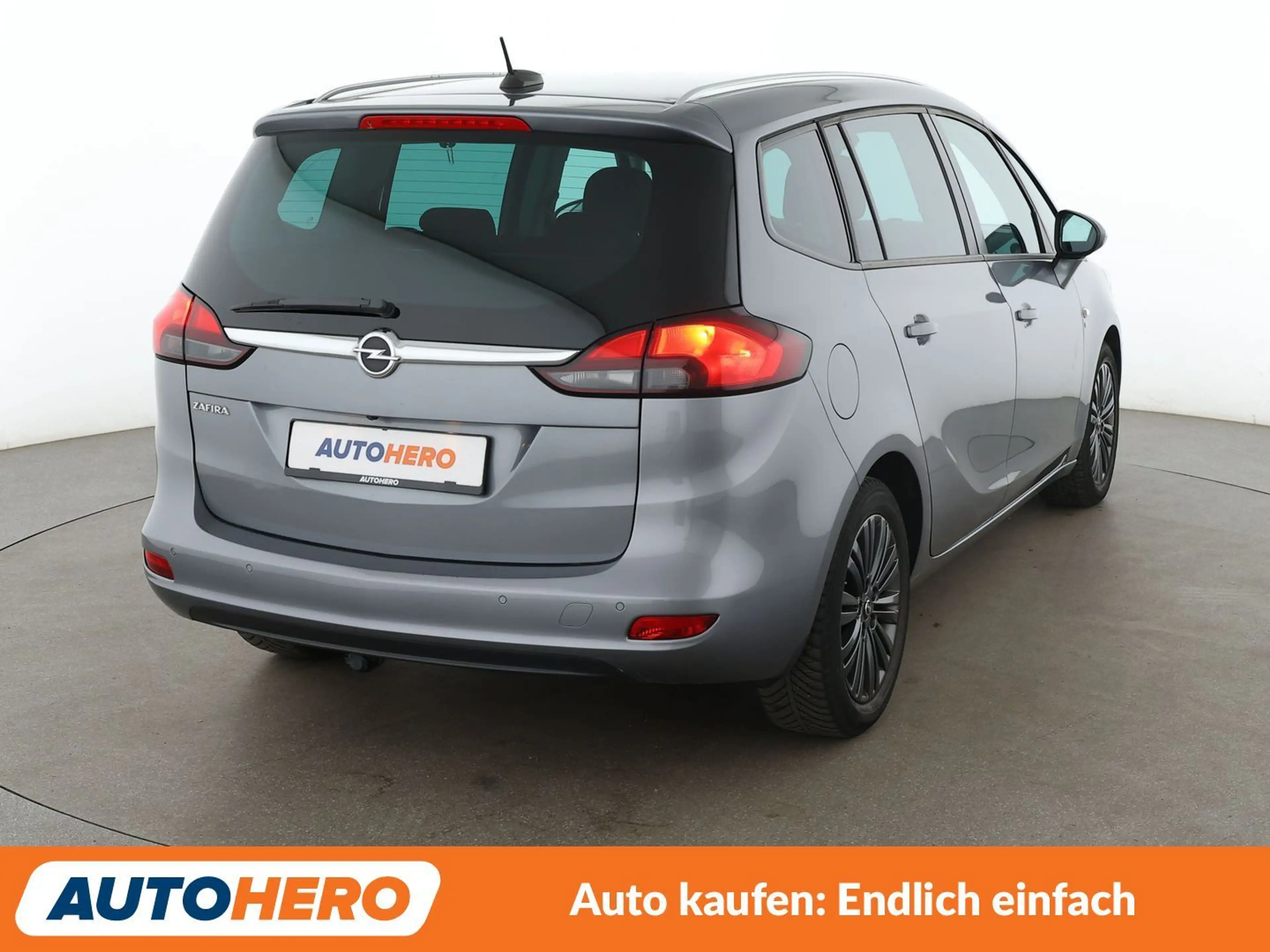 Opel Zafira Tourer 1.6 SIDI Turbo 120 Jahre Start/Stop — photo 6