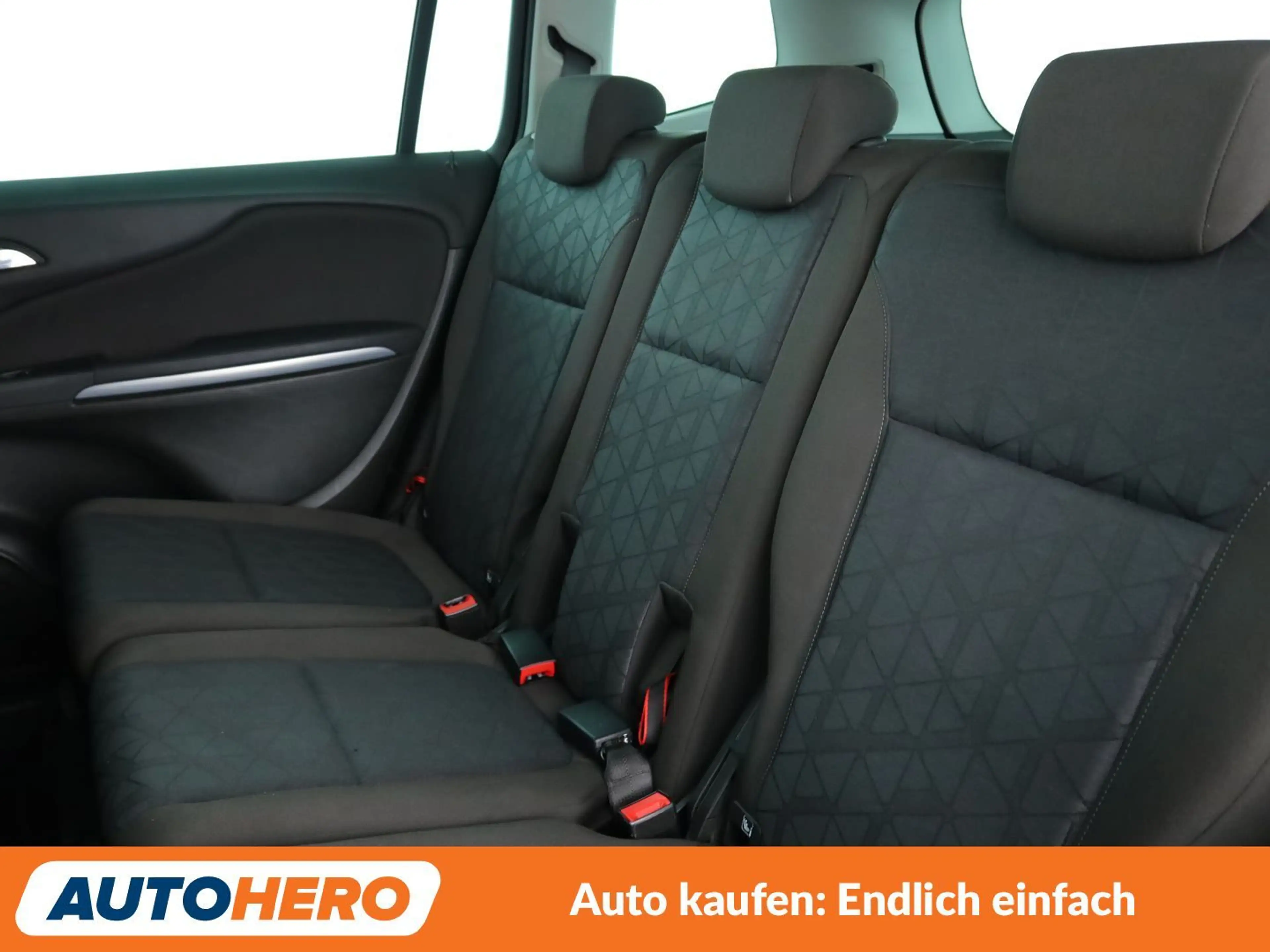 Opel Zafira Tourer 1.6 SIDI Turbo 120 Jahre Start/Stop — photo 14