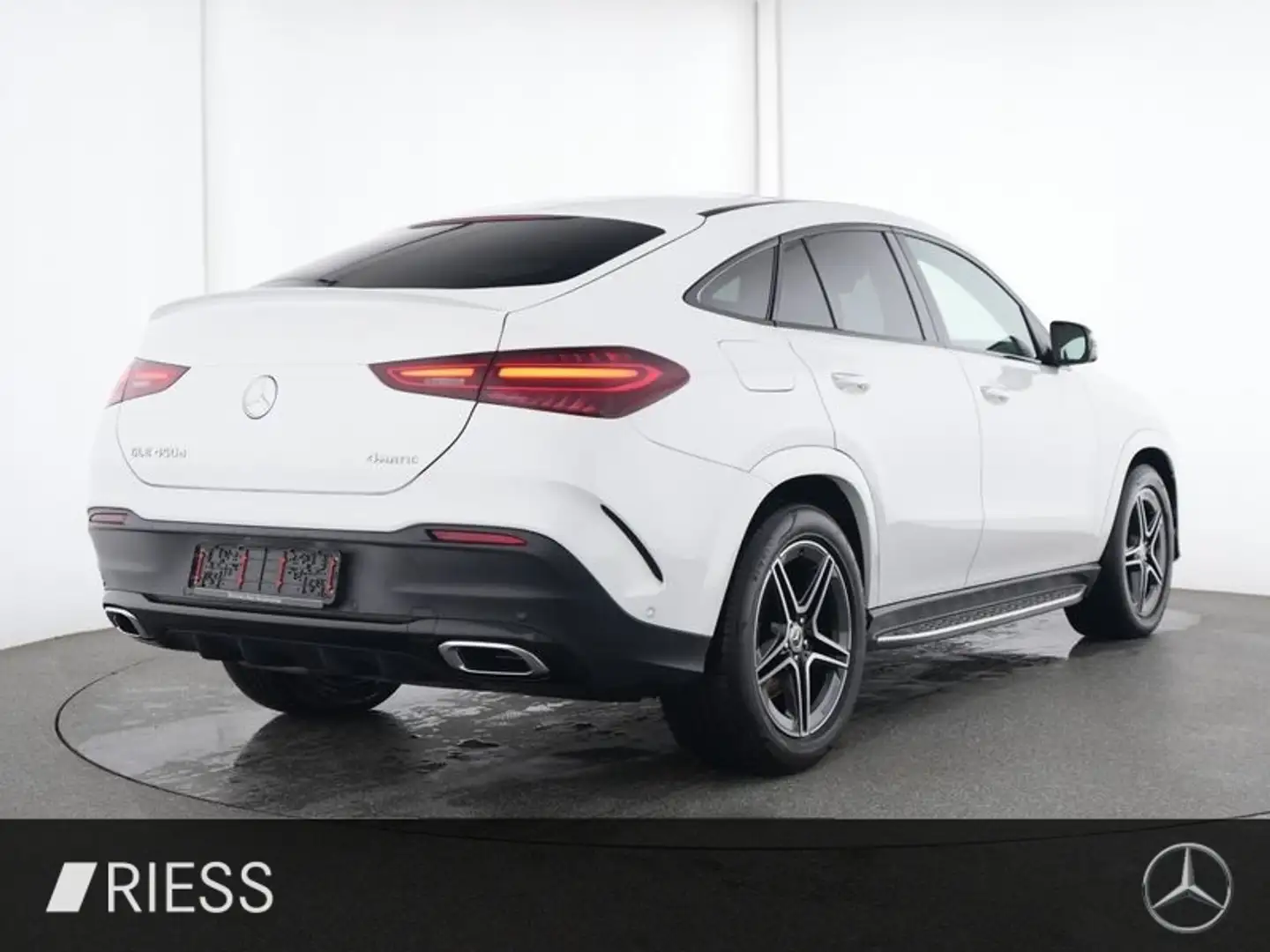 Mercedes-Benz GLE 450 d 4M Coupé AMG Night Fahrassist. Pano Weiß - 2