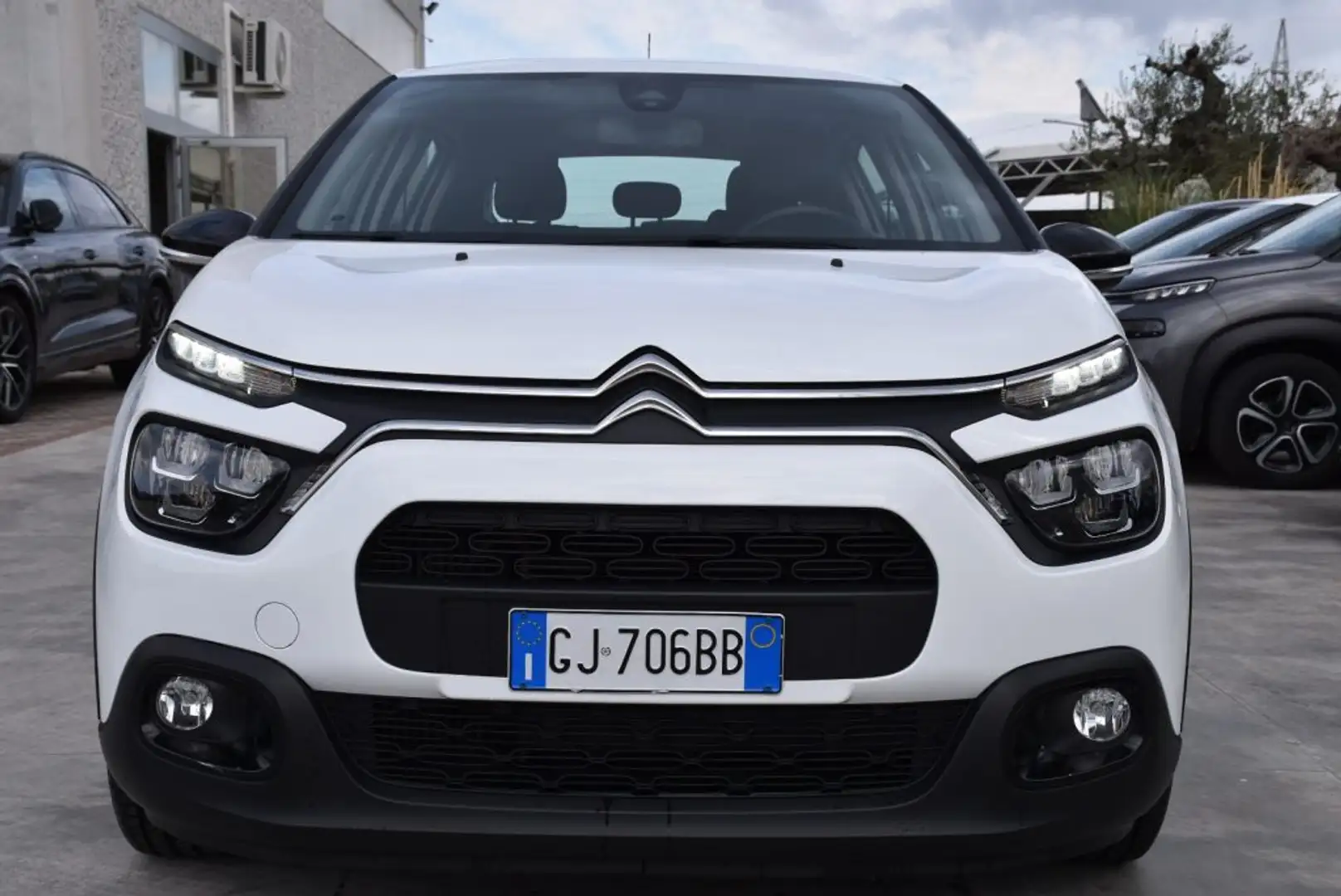 Citroen C3 BlueHDi 100 S&S Feel Pack Bianco - 2