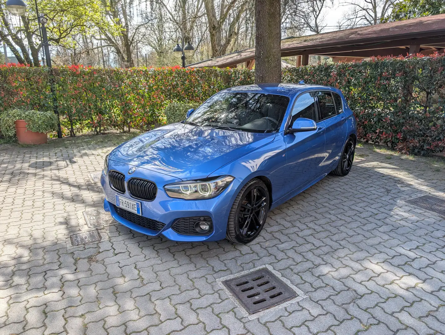 BMW 114 d Msport 5pt Blau - 1