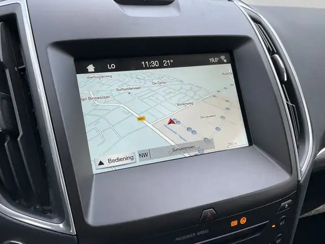 Ford Galaxy view 7