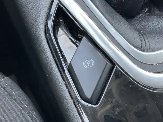 Ford Galaxy view 28