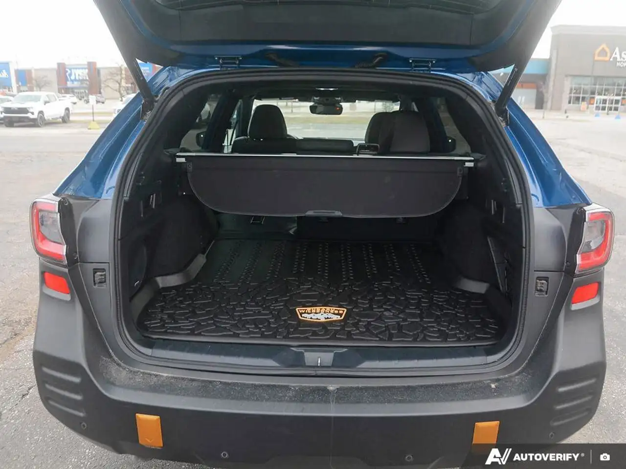 Subaru OUTBACK снимка Subaru OUTBACK