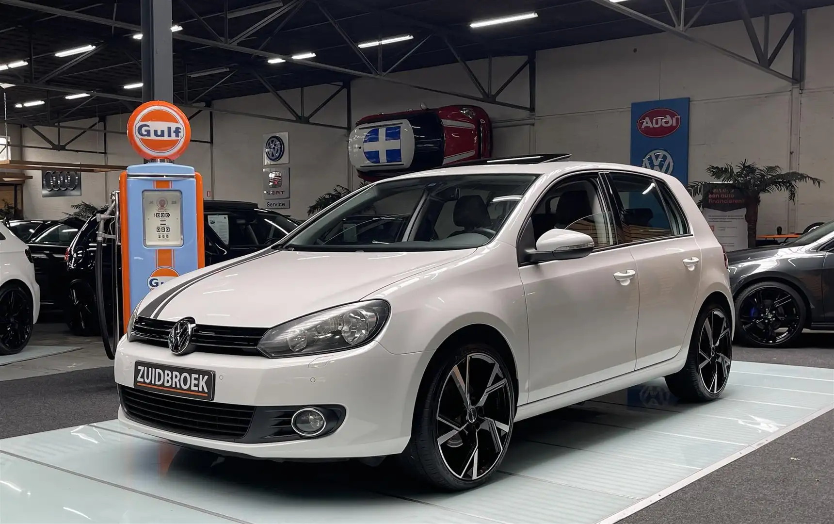 Volkswagen Golf 1.4 TSI 122PK Clima!! Pano!! Stuurbediening!! Wit - 1