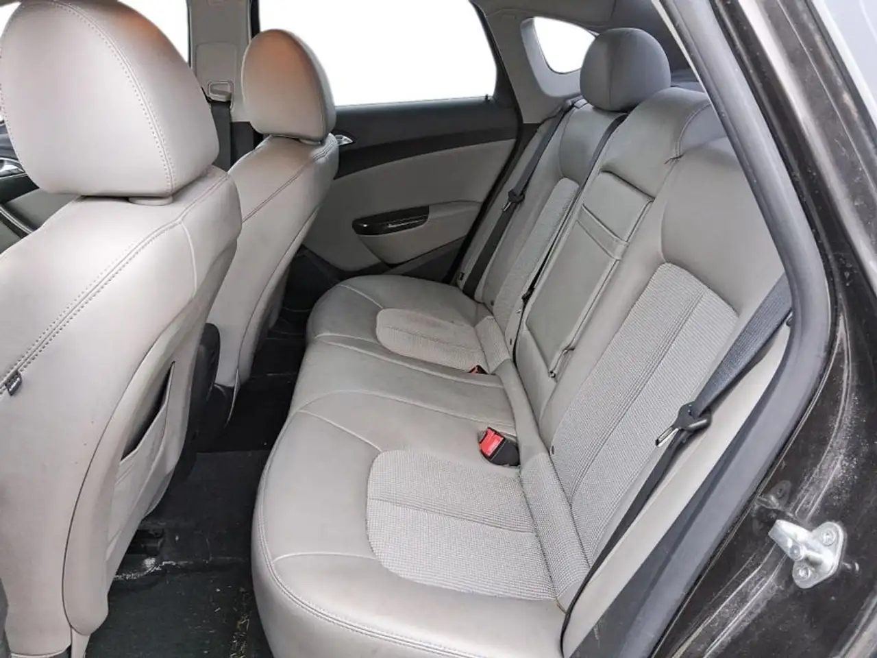 Buick Verano photo Buick Verano