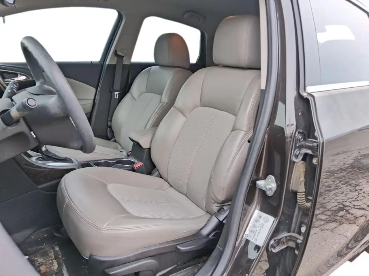 Buick Verano photo Buick Verano
