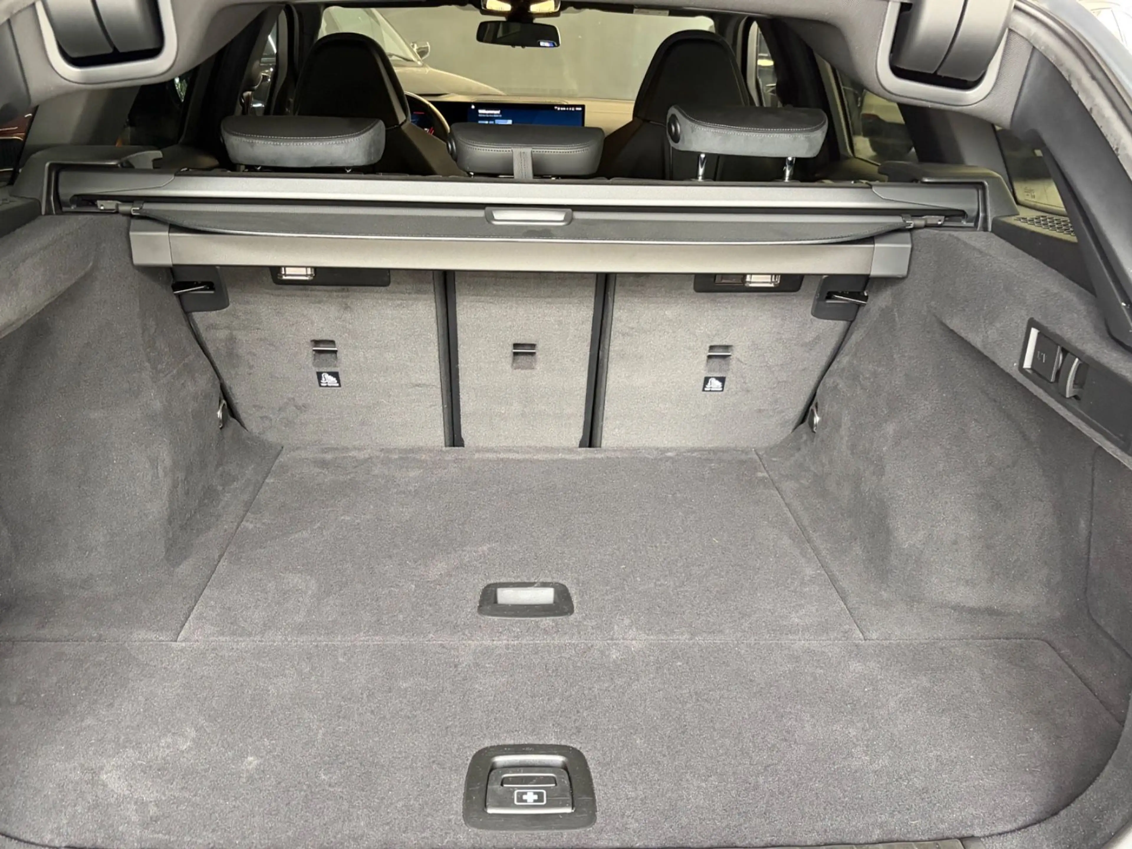 BMW M3 Touring xDrive Competition — photo 15