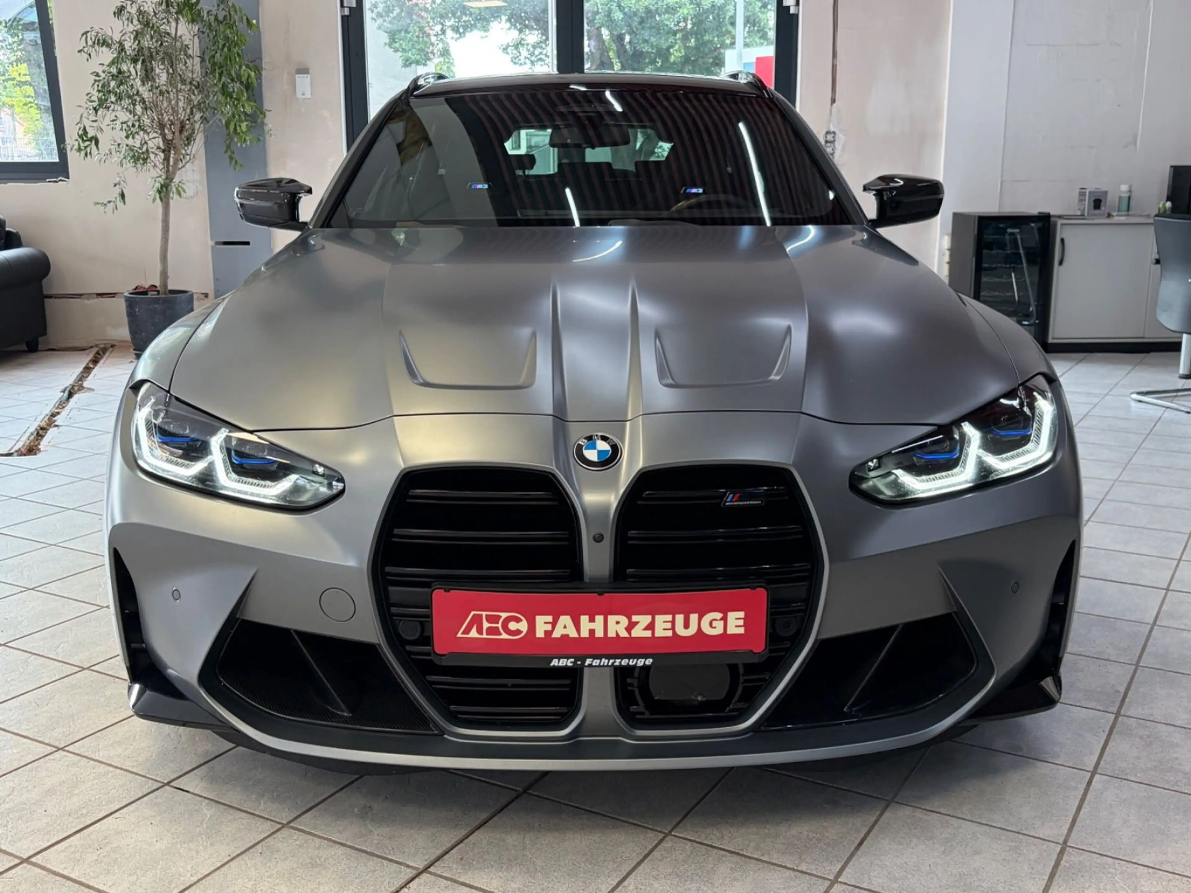 BMW M3 Touring xDrive Competition — photo 3