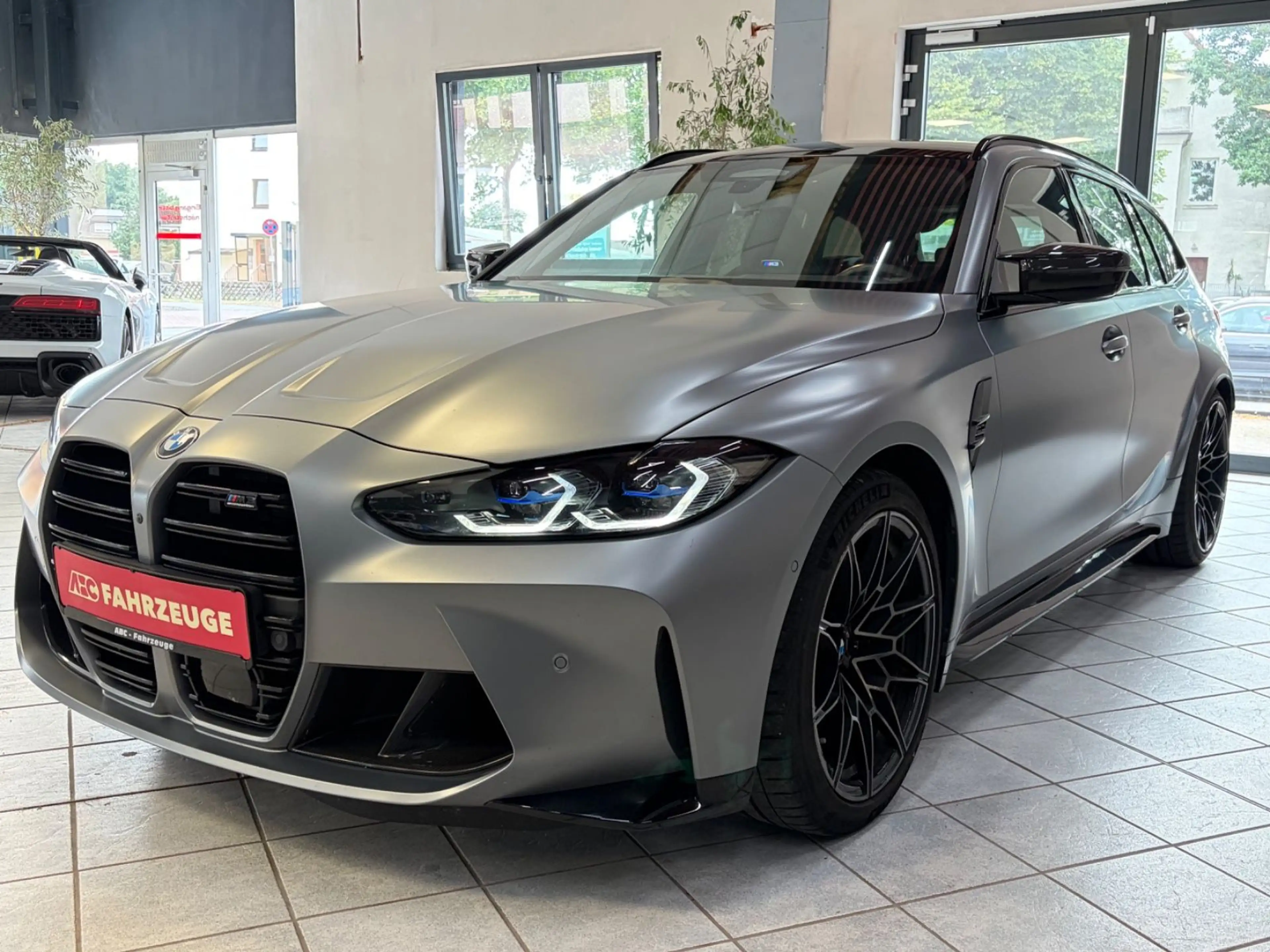 BMW M3 Touring xDrive Competition — photo 2