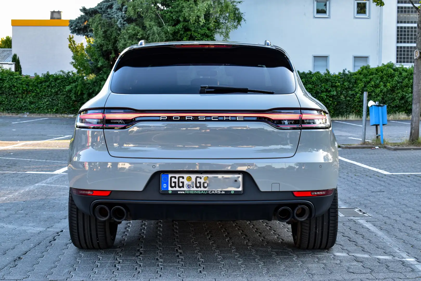 Porsche Macan S PDK Beige - 2