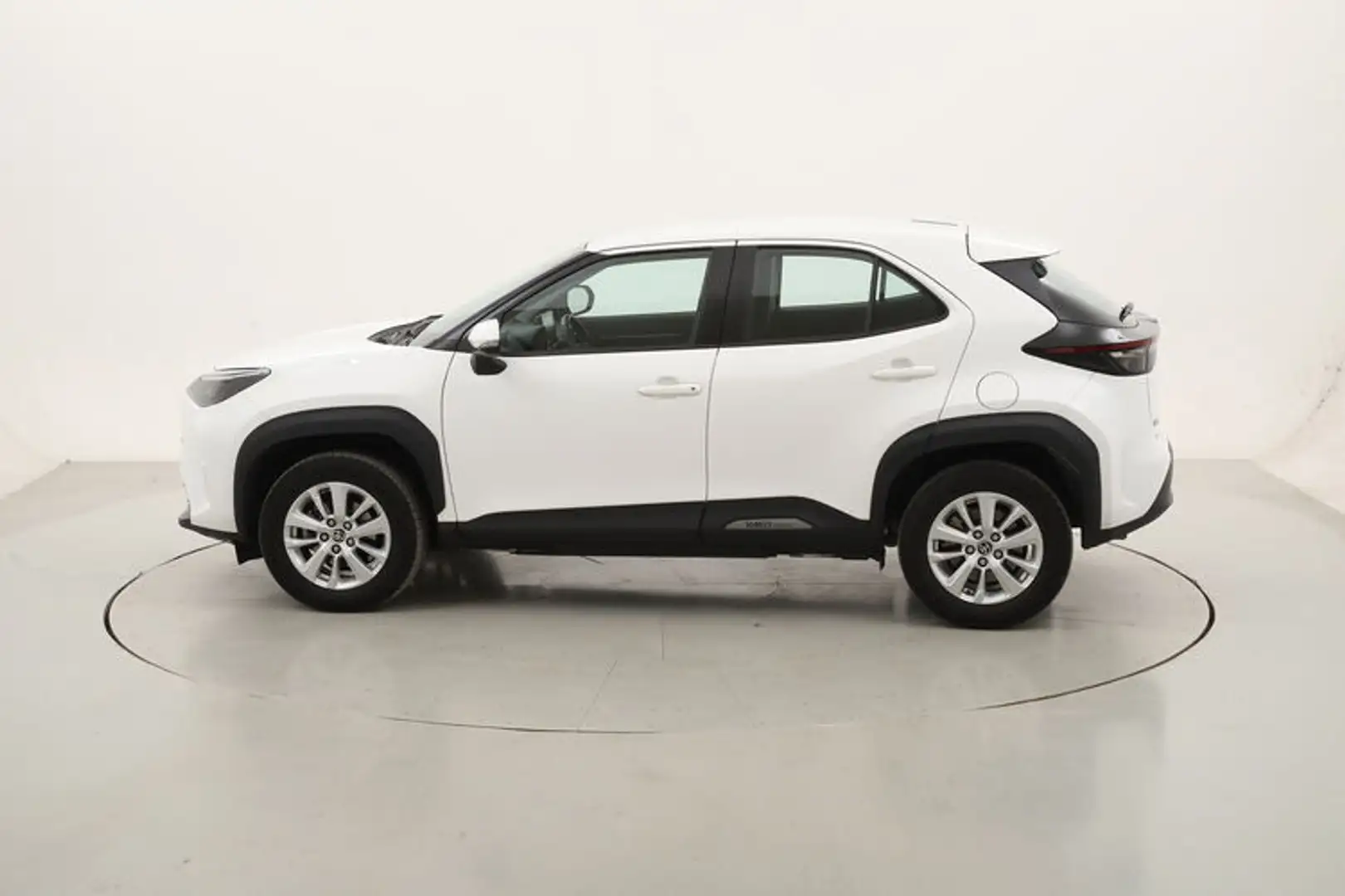 Toyota Yaris Cross Hybrid Business 1.5 Full Hybrid 116CV Bianco - 2