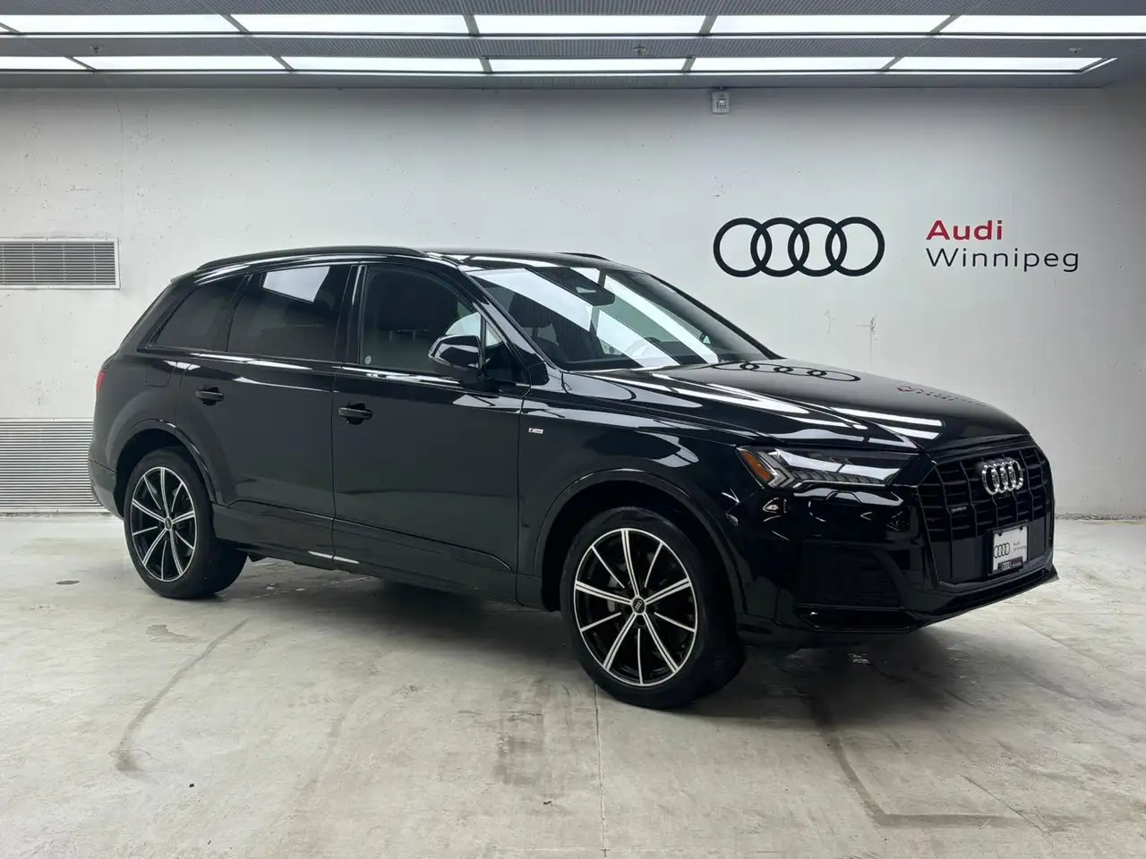 2023 Audi Q7 fotografie 2023 Audi Q7