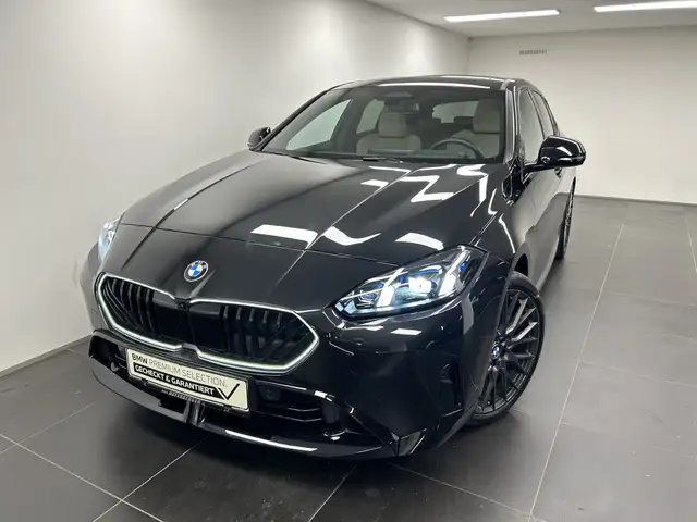 BMW 1 Series view 7