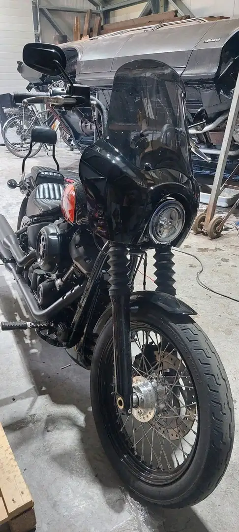 Harley-Davidson Street Bob 107 Noir - 2