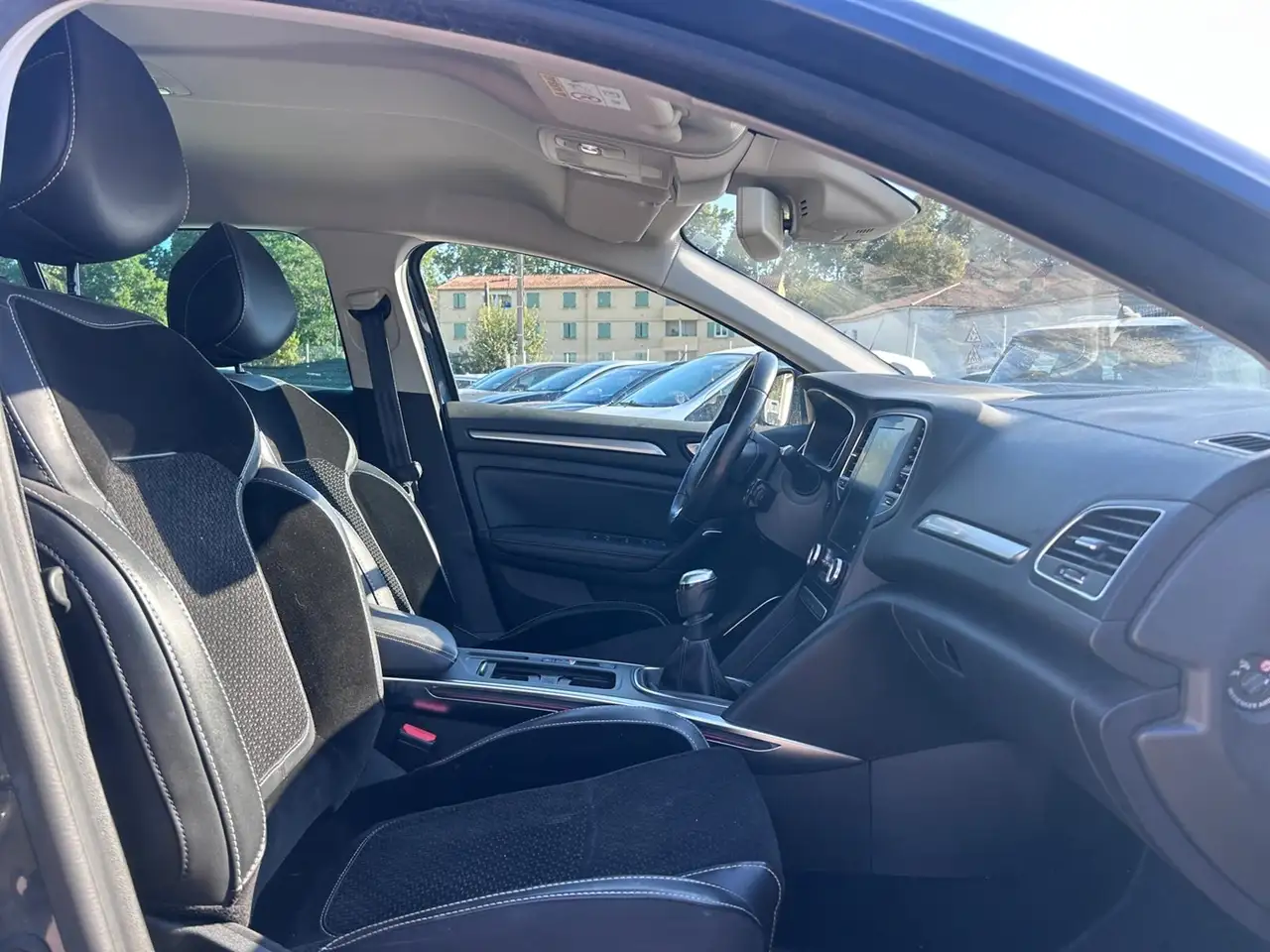 Renault Megane Berline — photo 11