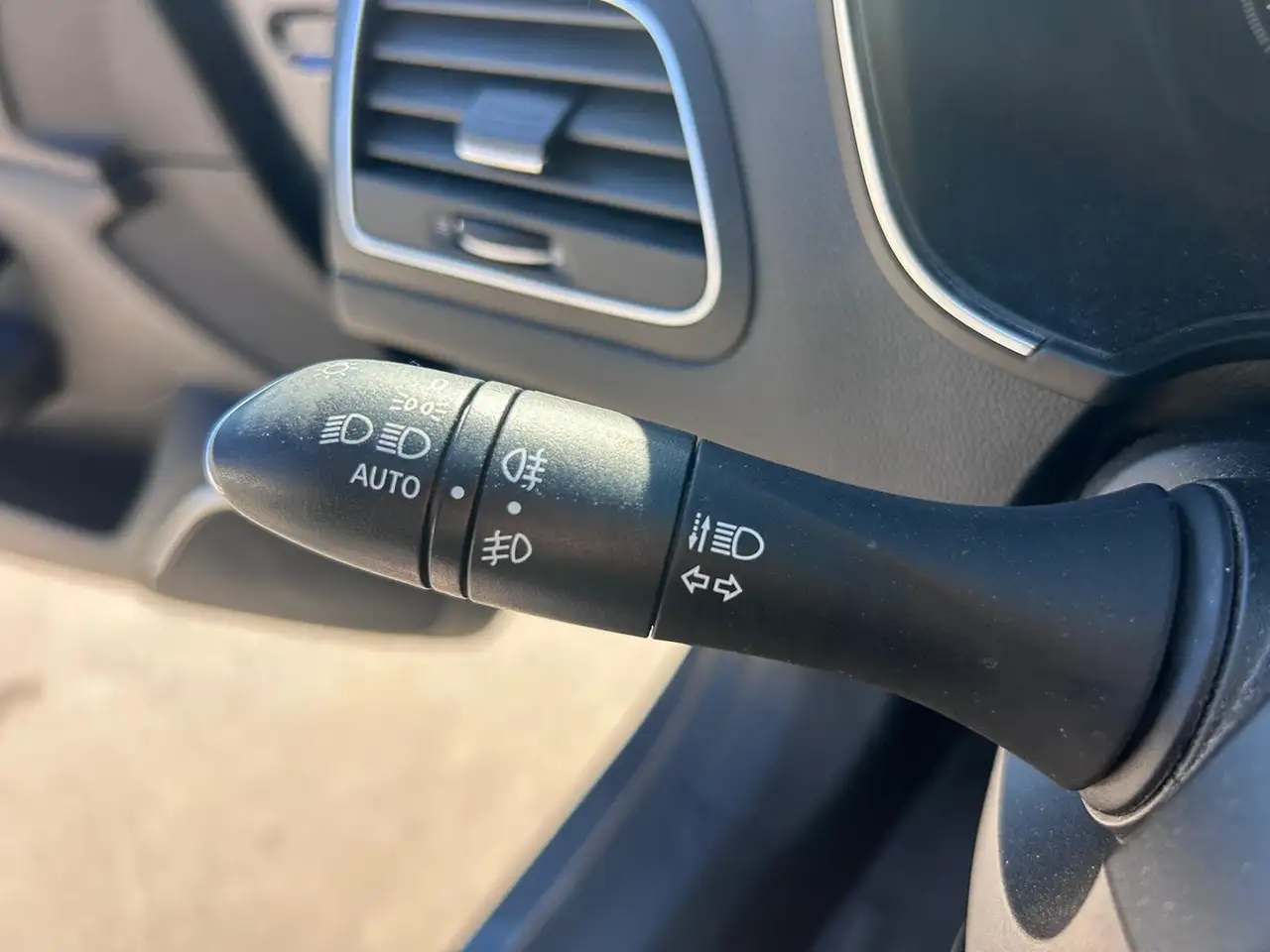 Renault Megane Berline — photo 18
