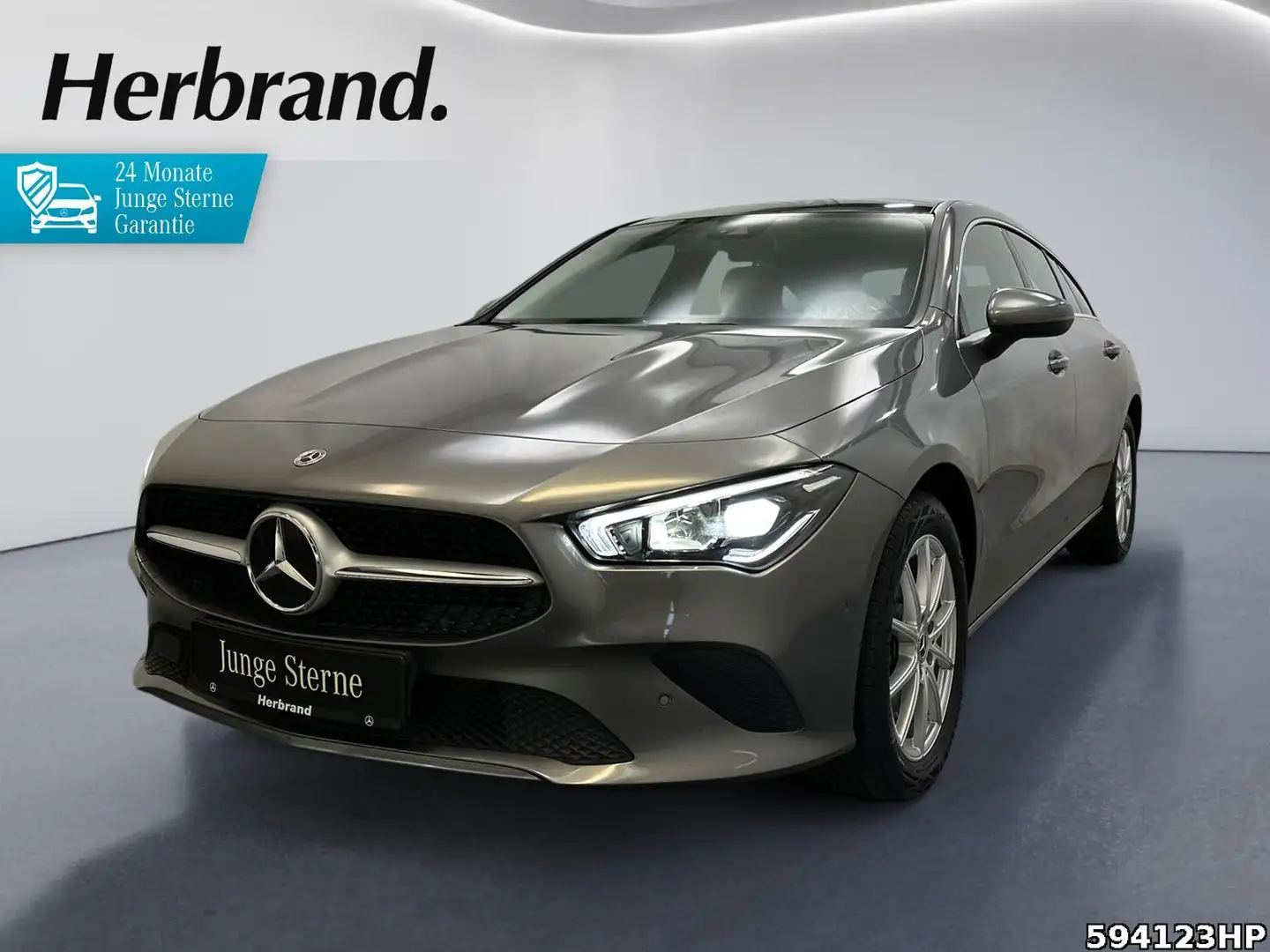 Mercedes-Benz CLA 250 e Panoramadach CarPlay Sitzheizung < Grau - 1