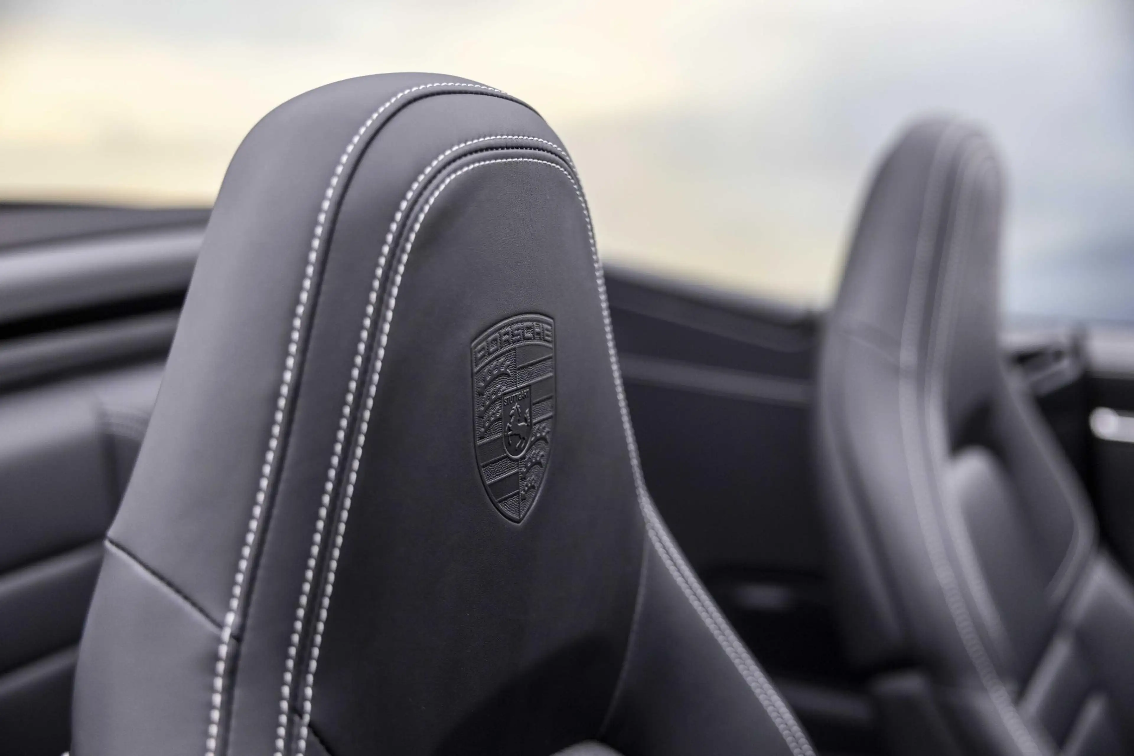 Porsche 992 992 - 3.0 CARRERA 4S CABRIO | SPORTDESIGN — photo 42