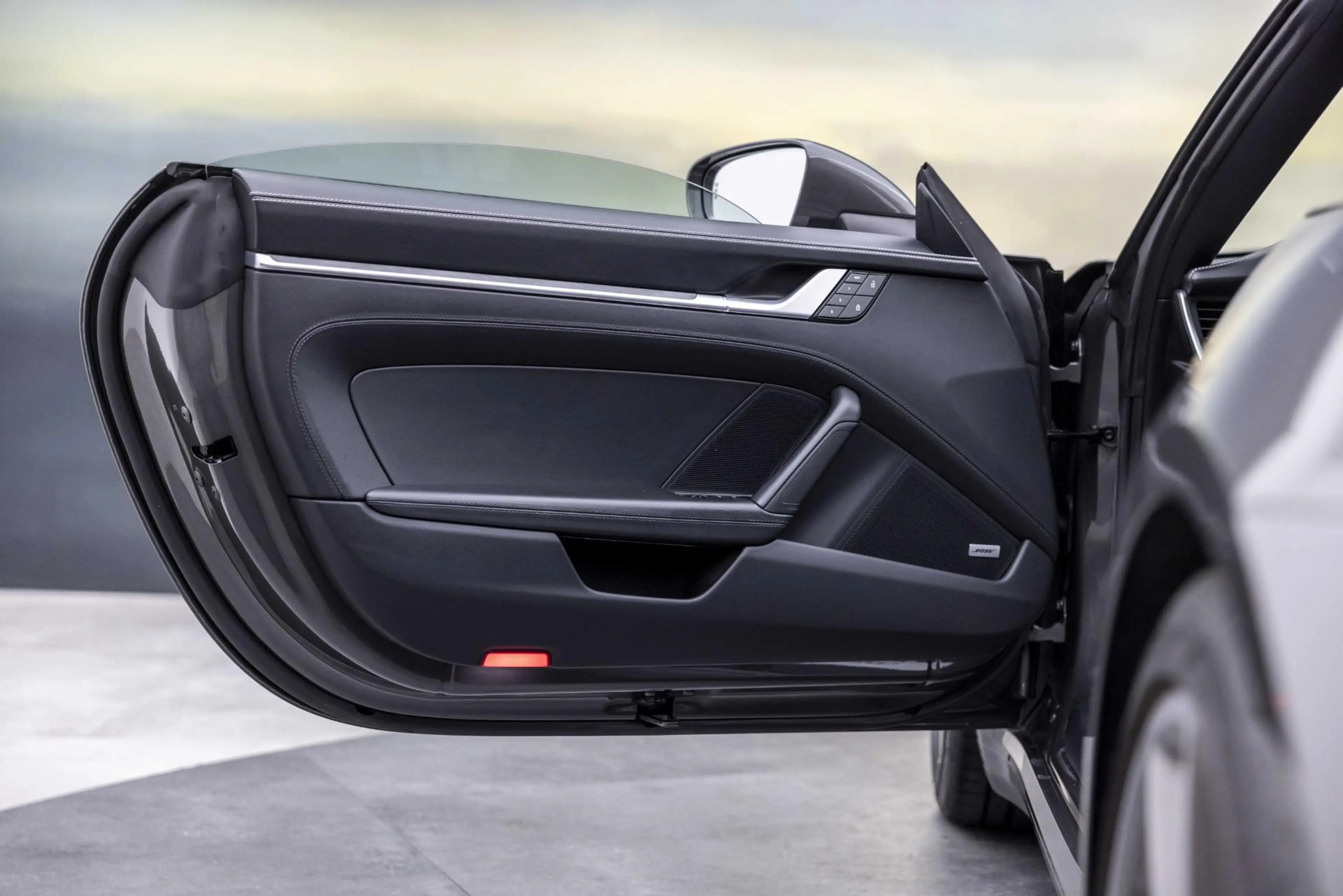 Porsche 992 992 - 3.0 CARRERA 4S CABRIO | SPORTDESIGN — photo 35