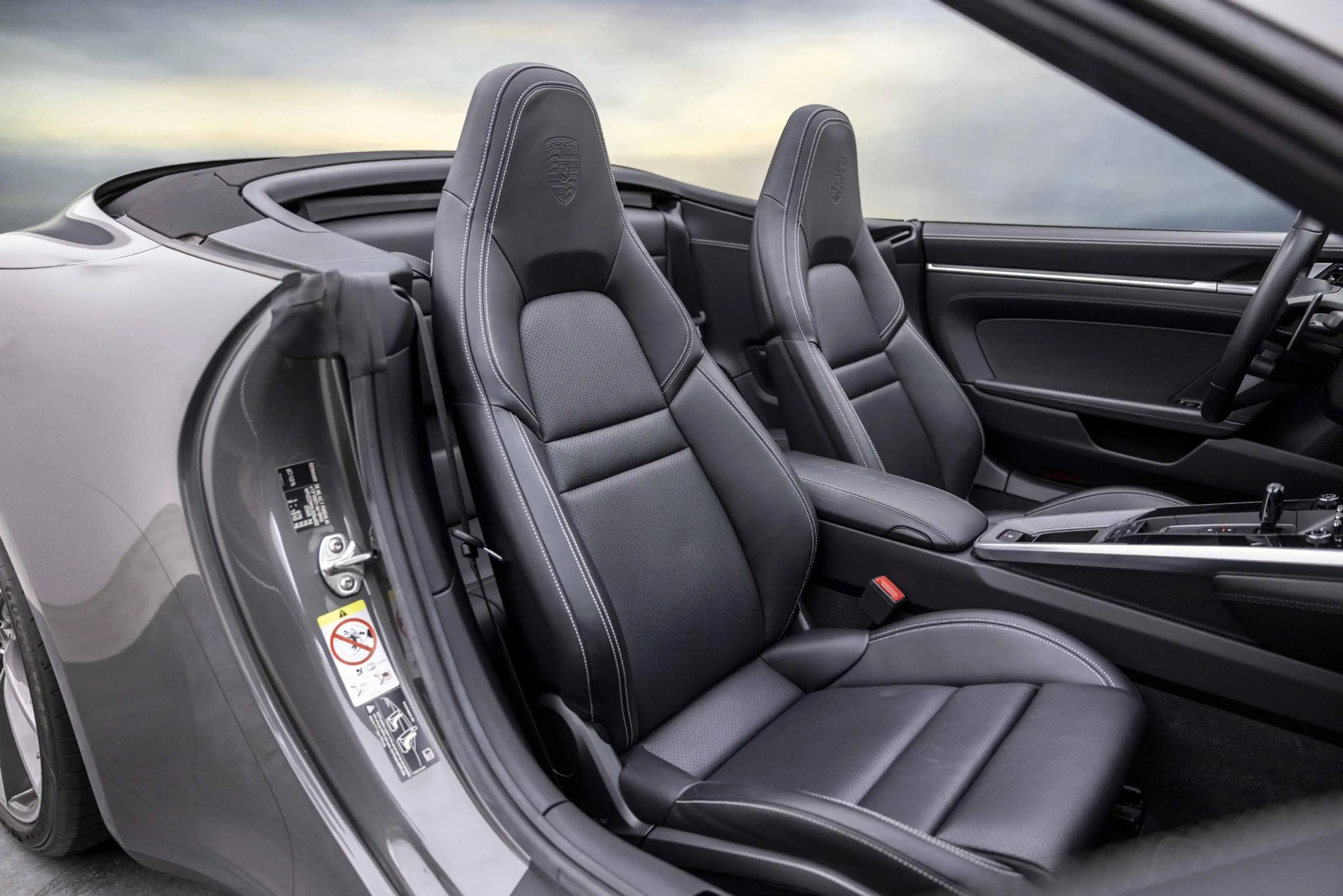 Porsche 992 992 - 3.0 CARRERA 4S CABRIO | SPORTDESIGN — photo 3