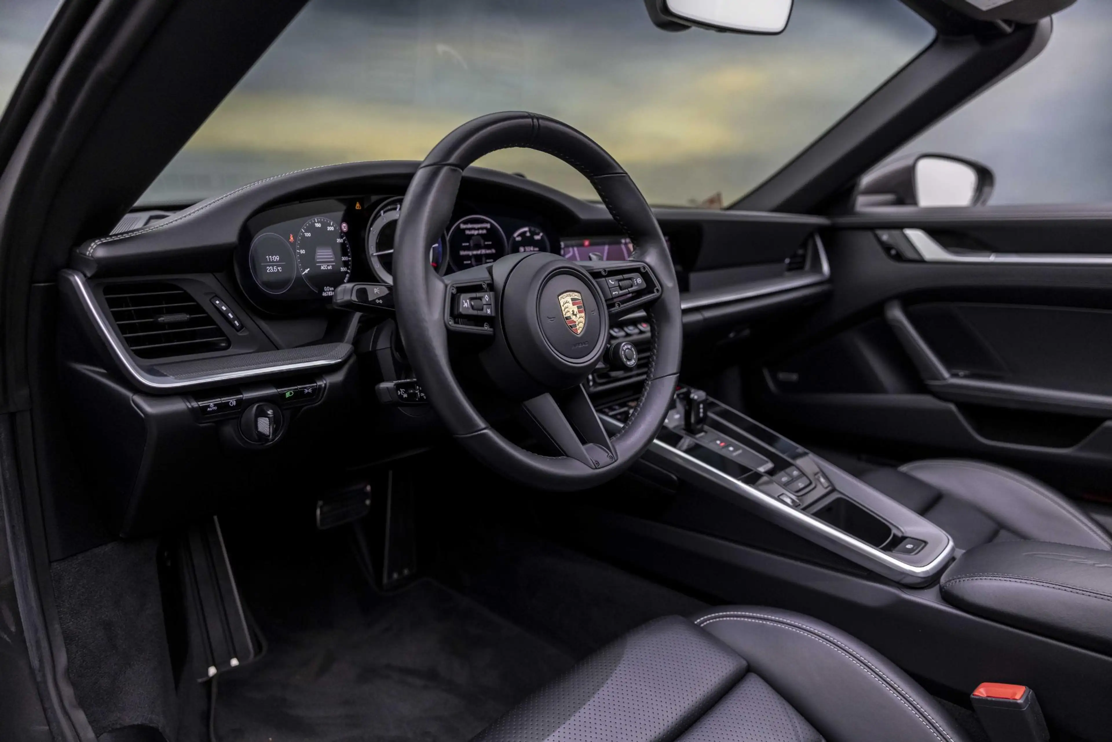 Porsche 992 992 - 3.0 CARRERA 4S CABRIO | SPORTDESIGN — photo 30