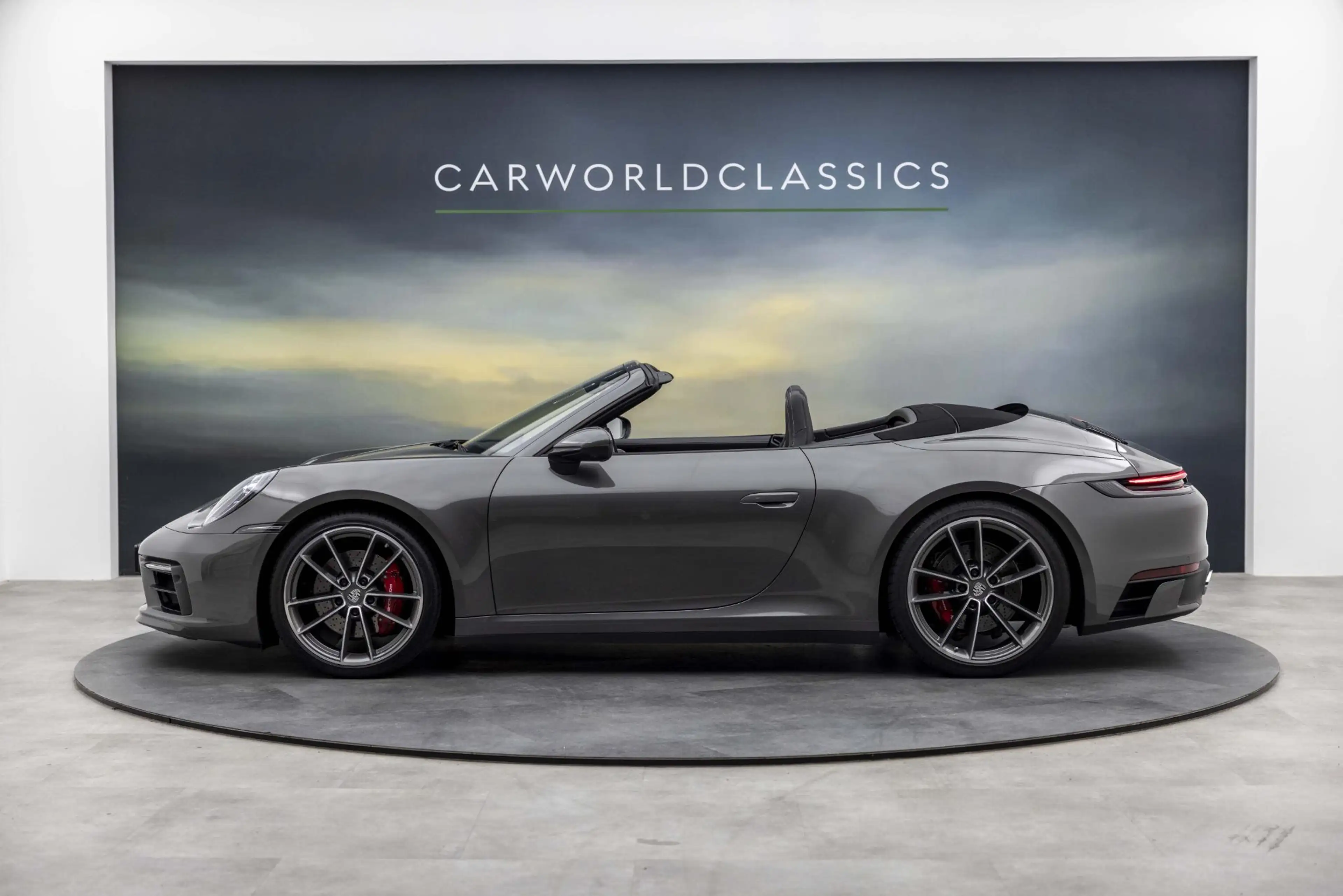 Porsche 992 992 - 3.0 CARRERA 4S CABRIO | SPORTDESIGN — photo 16