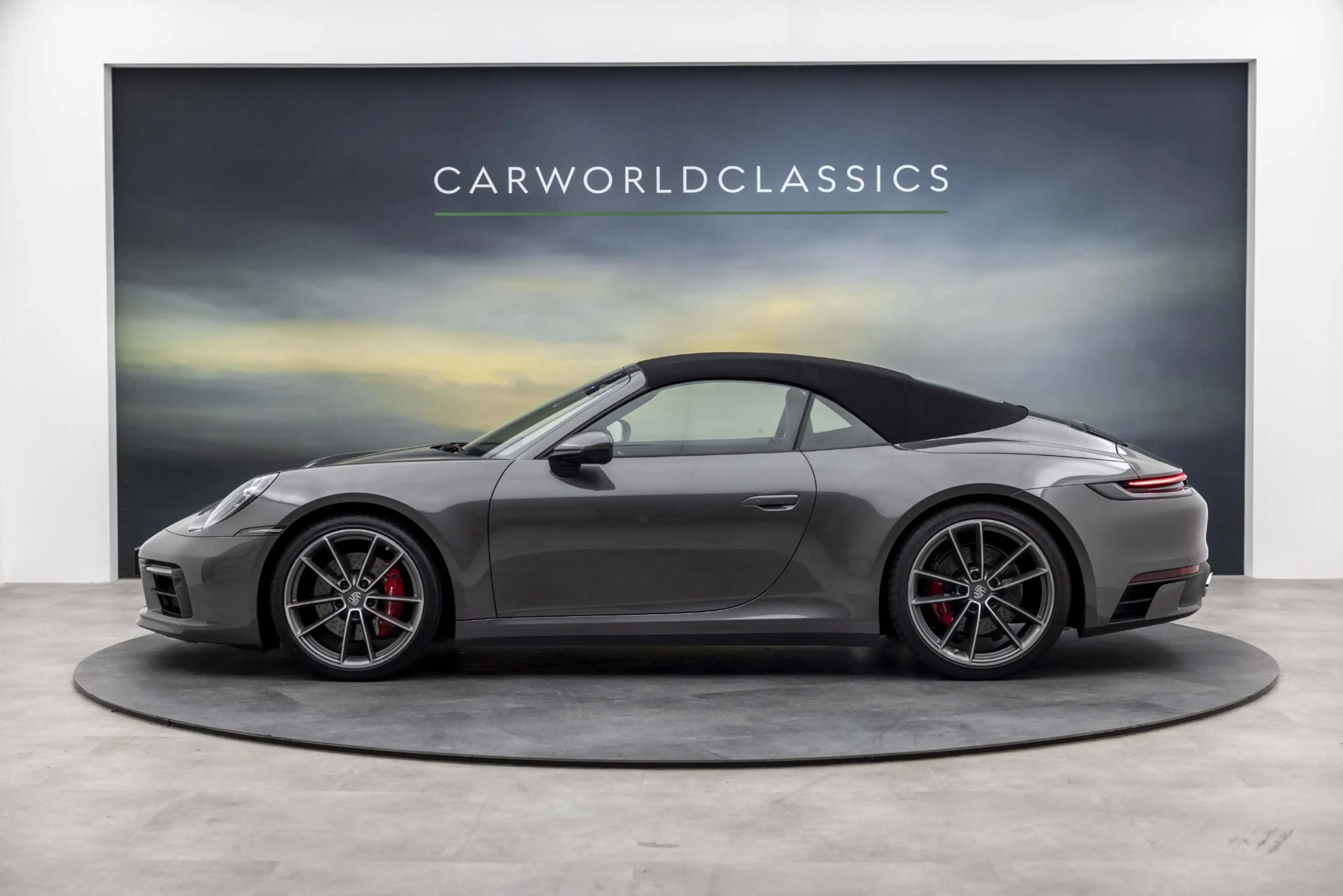 Porsche 992 992 - 3.0 CARRERA 4S CABRIO | SPORTDESIGN — photo 17
