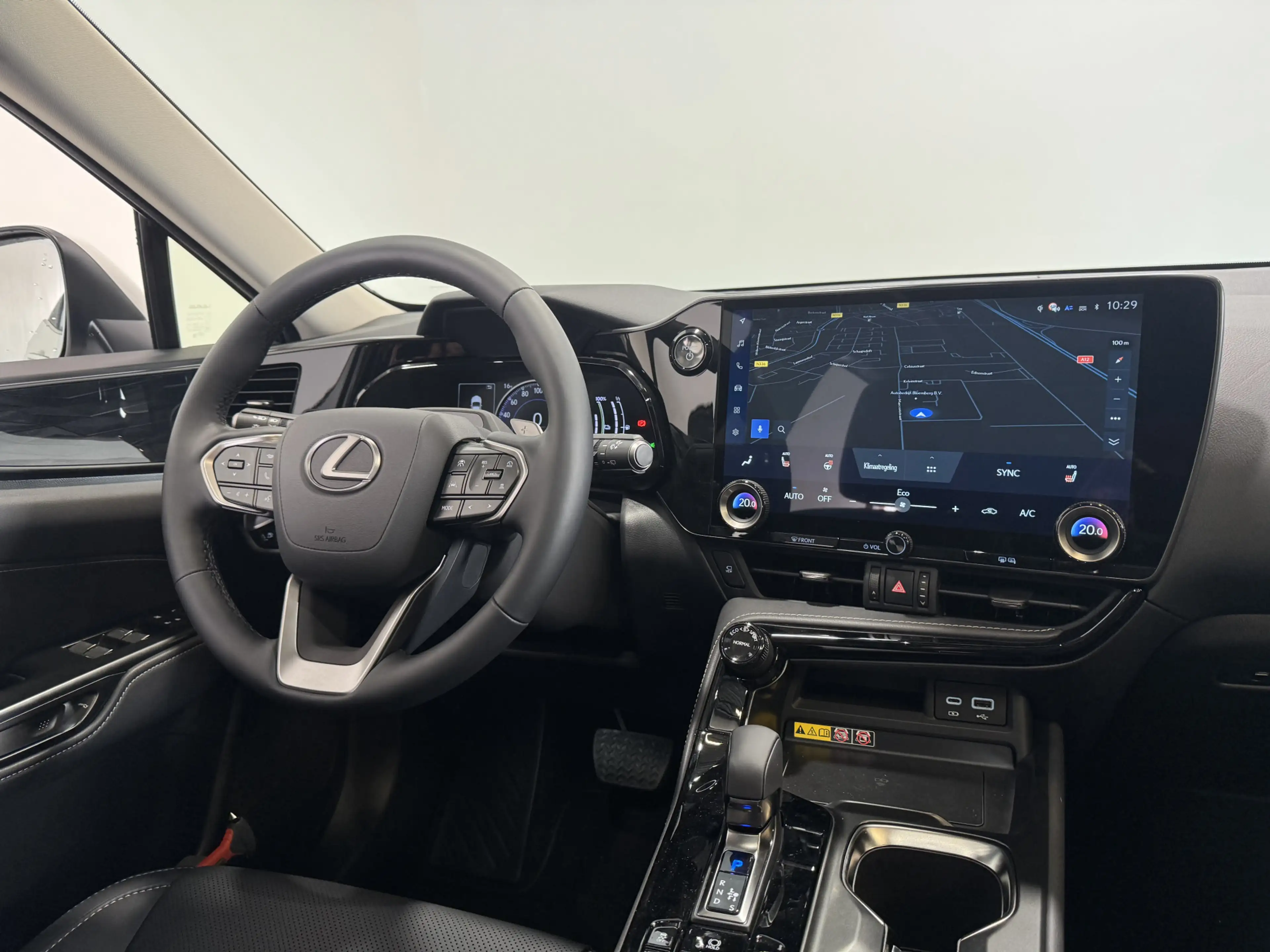Lexus NX 450h+ AWD 35th Edition | Panoramisch schuif - / kantelda — photo 4