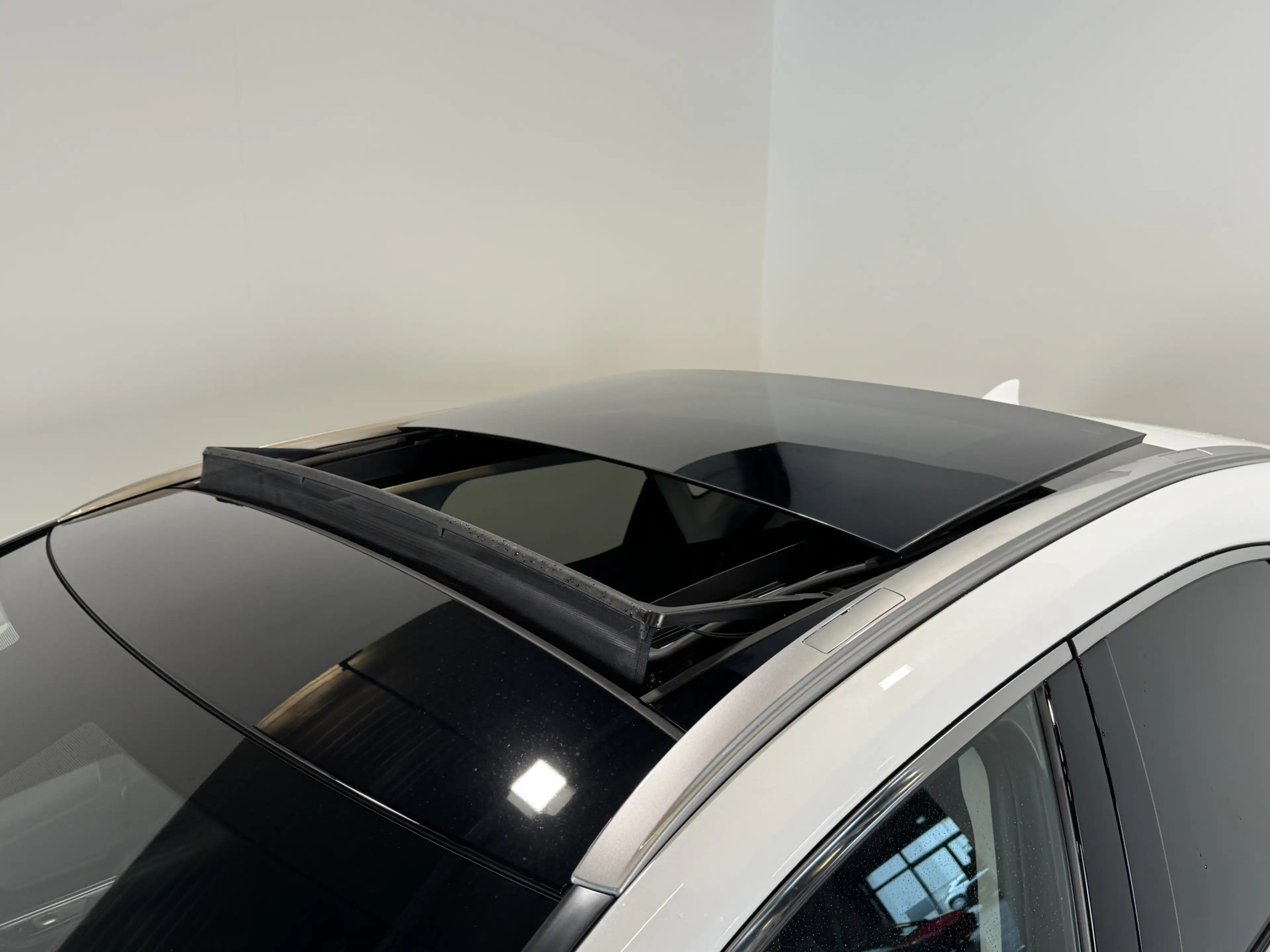 Lexus NX 450h+ AWD 35th Edition | Panoramisch schuif - / kantelda — photo 7