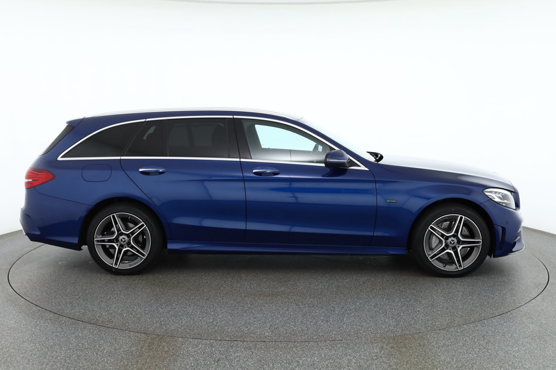 Mercedes-Benz C 300 C300 T-Modell  AMG Line LED Navi Burmester Pano — photo 7