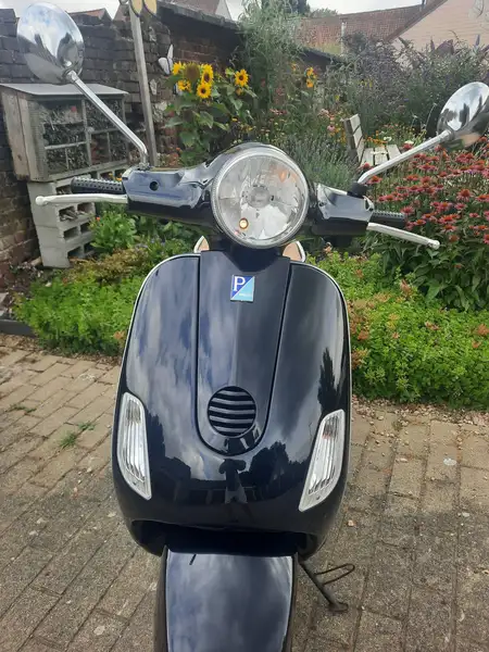 Vespa LX 50 - foto 4