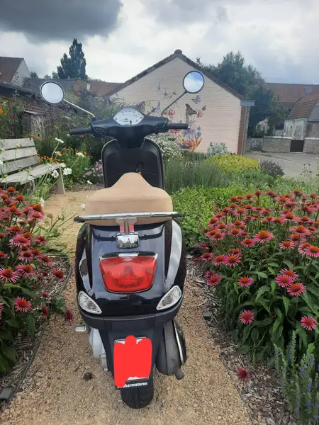 Vespa LX 50 - foto 5
