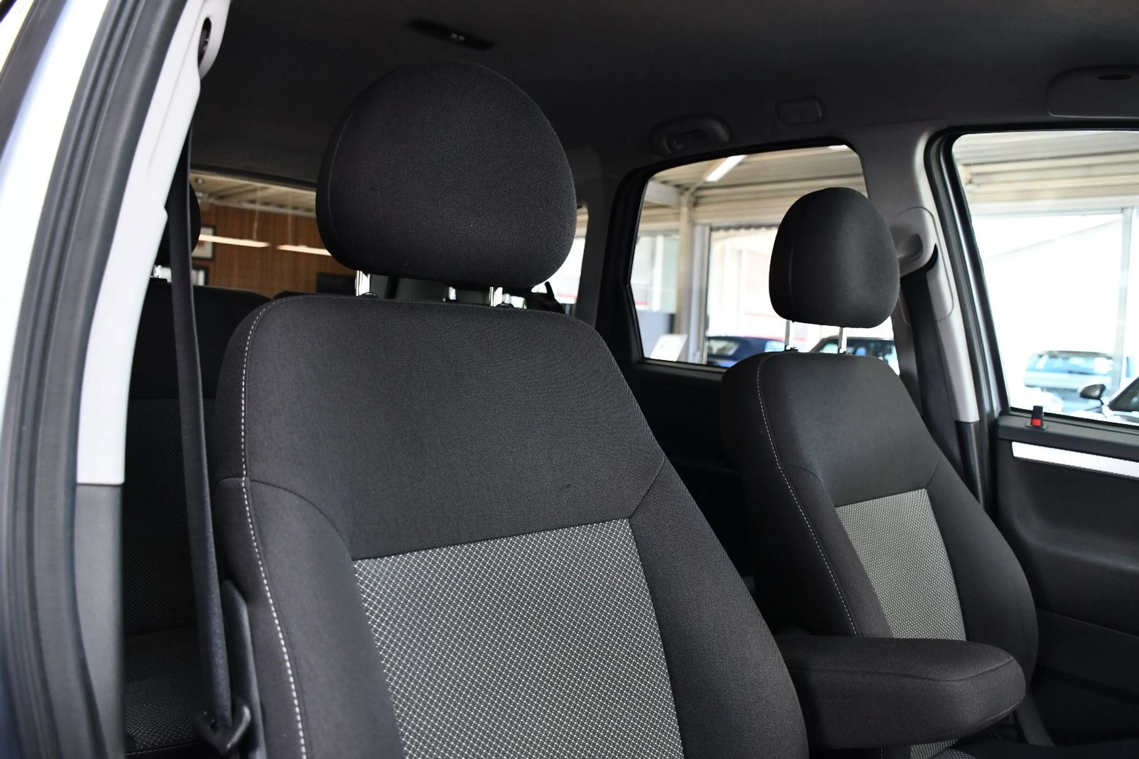 Opel Meriva Innovation 110 Jahre Edt OPC Line Aut. — photo 11