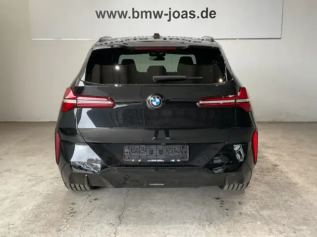 BMW X3 view 11
