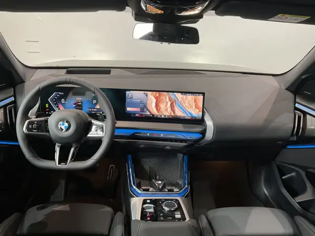 BMW X3 view 3