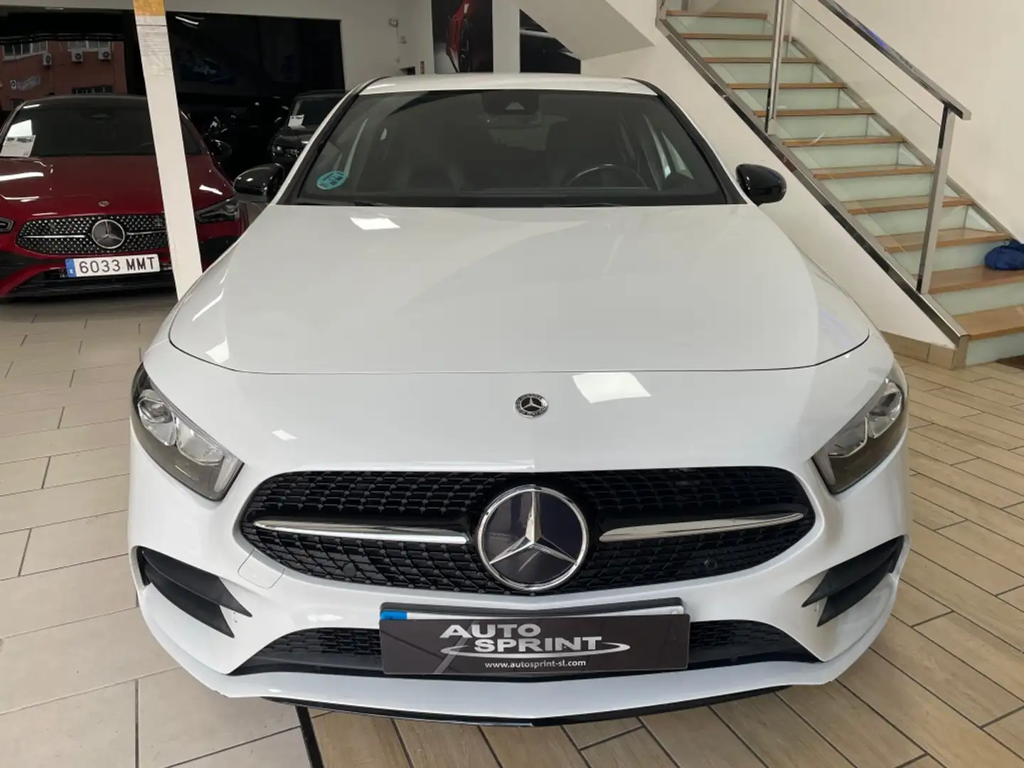 Mercedes-Benz A 200 200d 8G-DCT Weiß - 2