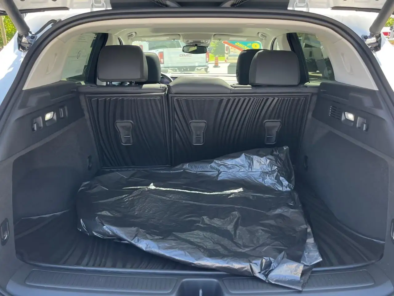 Buick Envision снимка Buick Envision