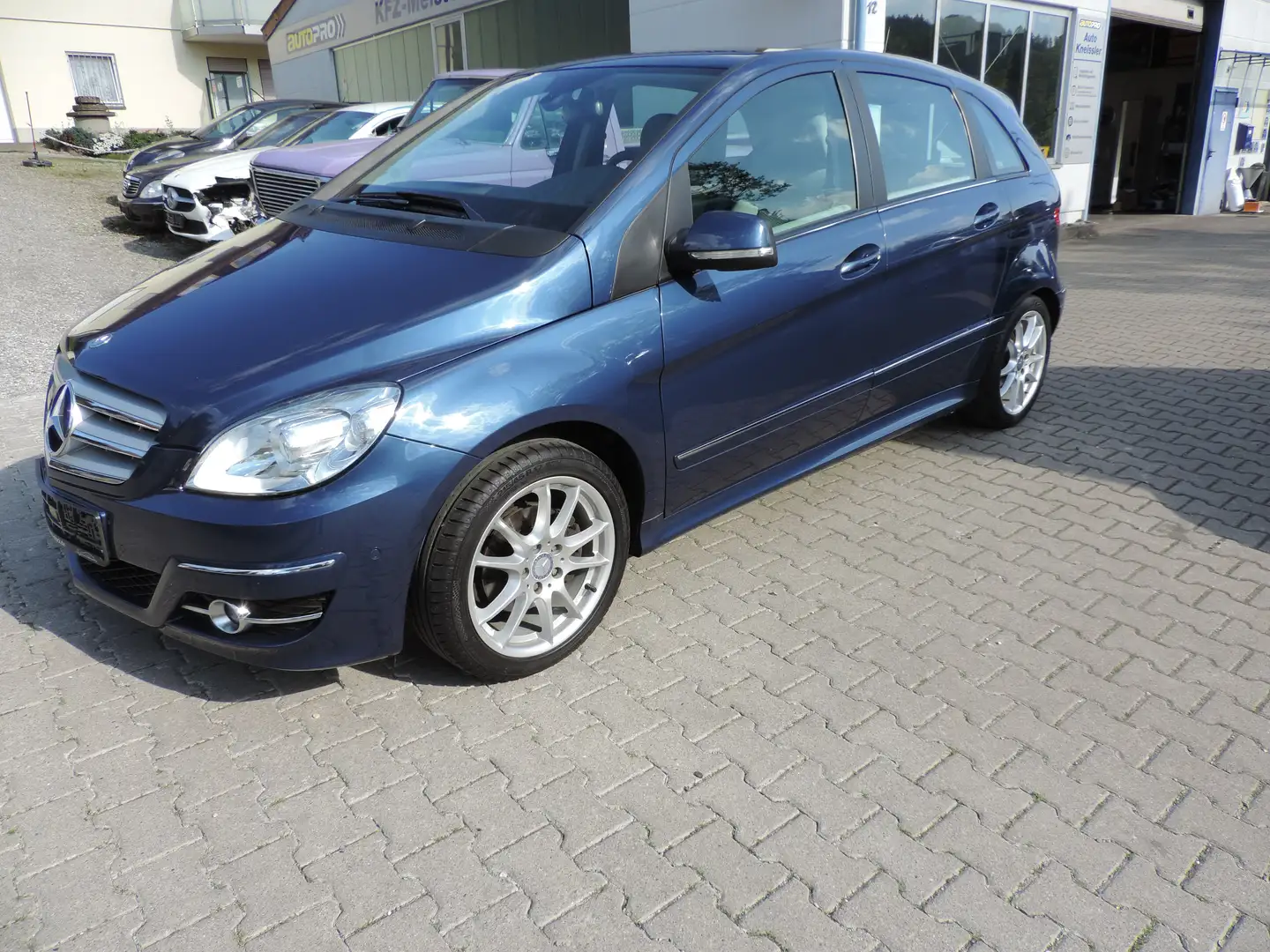 Mercedes-Benz B 180 B 180 CDI (245.207)AHK super Zustand 1 Hd. Azul - 1