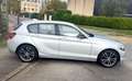 BMW 116 F20 LCI2 16d 116CV BVA8 SPORT TBEG Gris - thumbnail 2