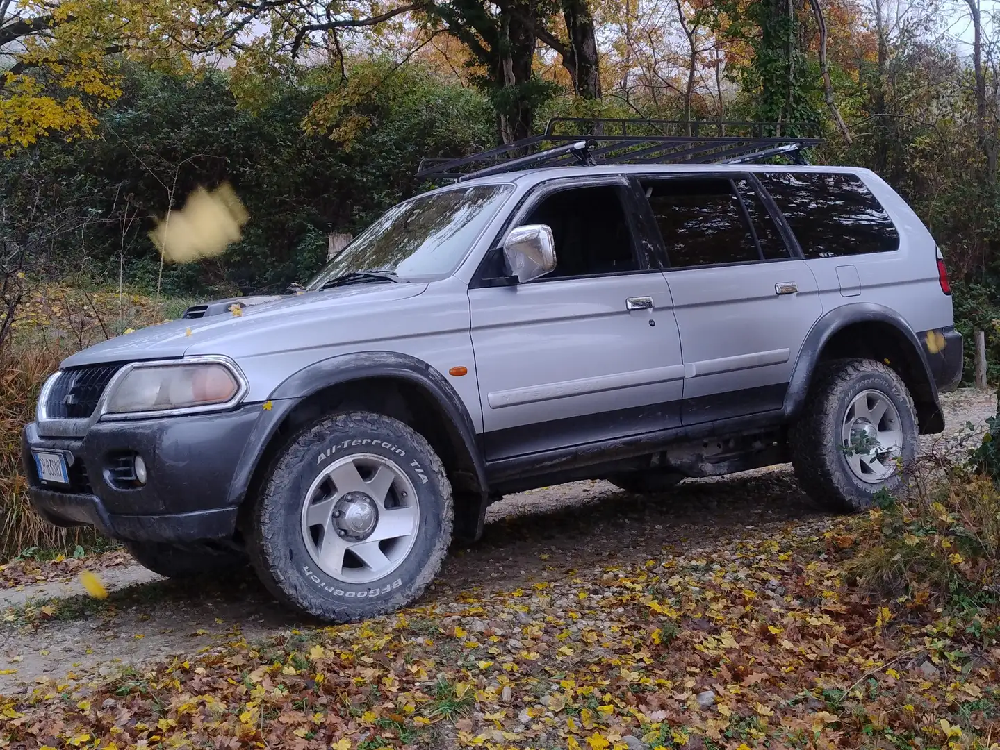 Mitsubishi Pajero Sport Pajero Sport Wagon 2.5 tdi GLS 115cv Silber - 1