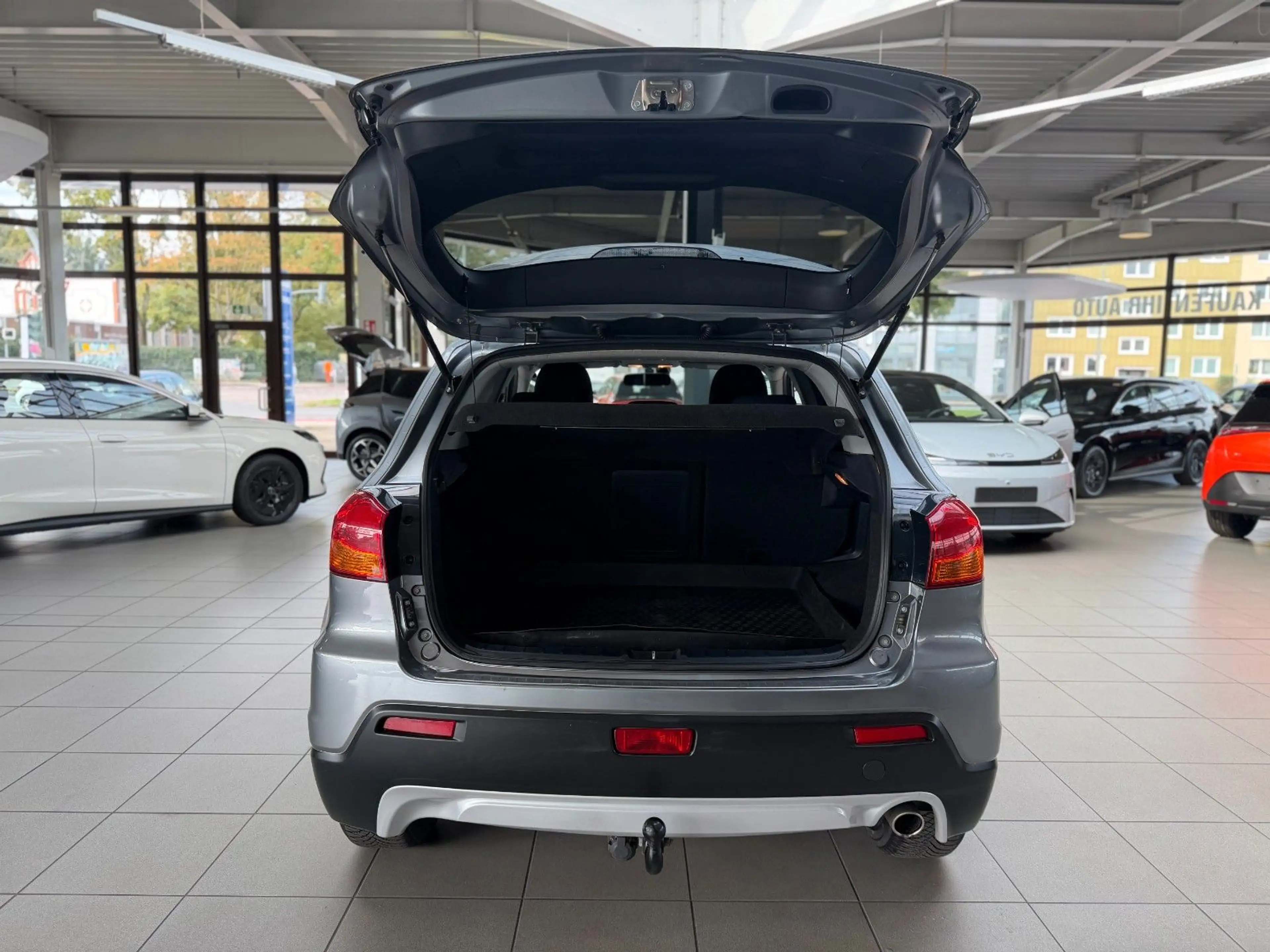 Mitsubishi ASX Intro Edition 2WD — photo 7
