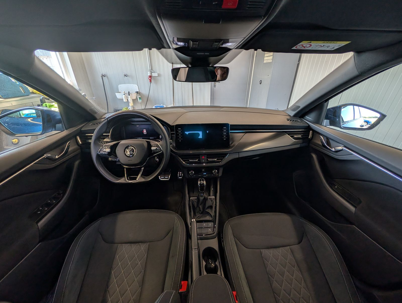 Skoda Scala 1.5 TSI Style DSG AHK ACC NAVI 18" LED PDC VLB — photo 7