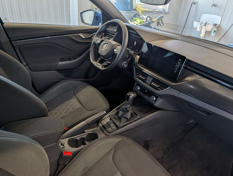 Skoda Scala 1.5 TSI Style DSG AHK ACC NAVI 18" LED PDC VLB — photo 11