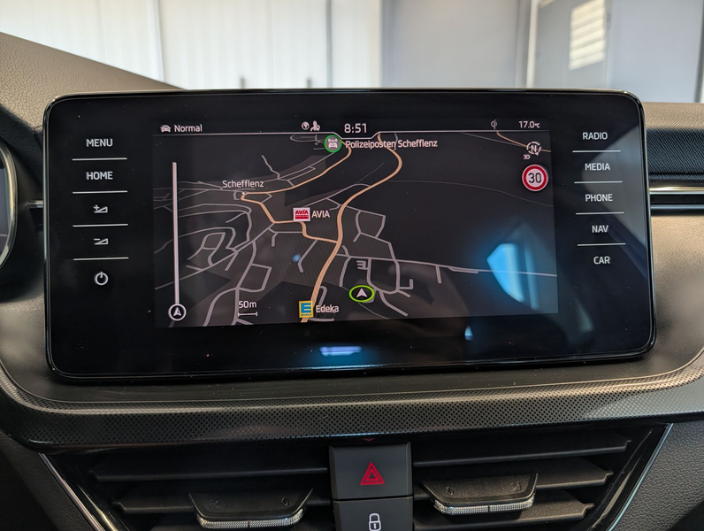 Skoda Scala 1.5 TSI Style DSG AHK ACC NAVI 18" LED PDC VLB — photo 14