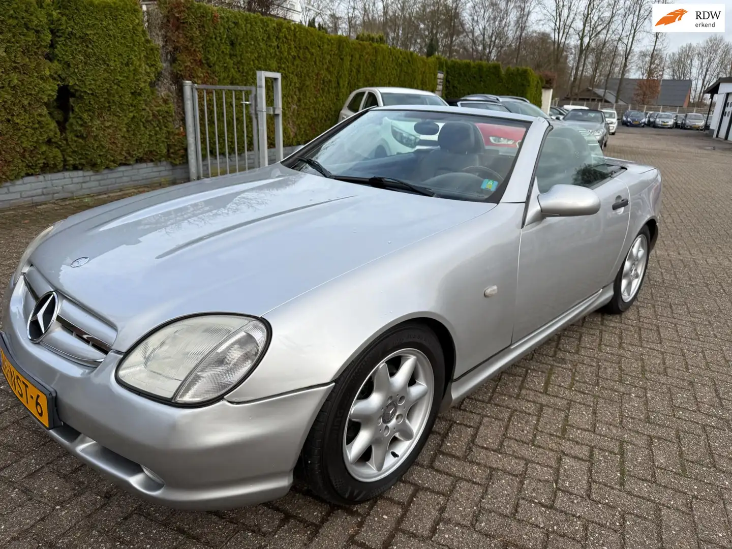 Mercedes-Benz SLK 230 K. AUT. ECC CRUISE LMV AMG UITV. Gris - 1