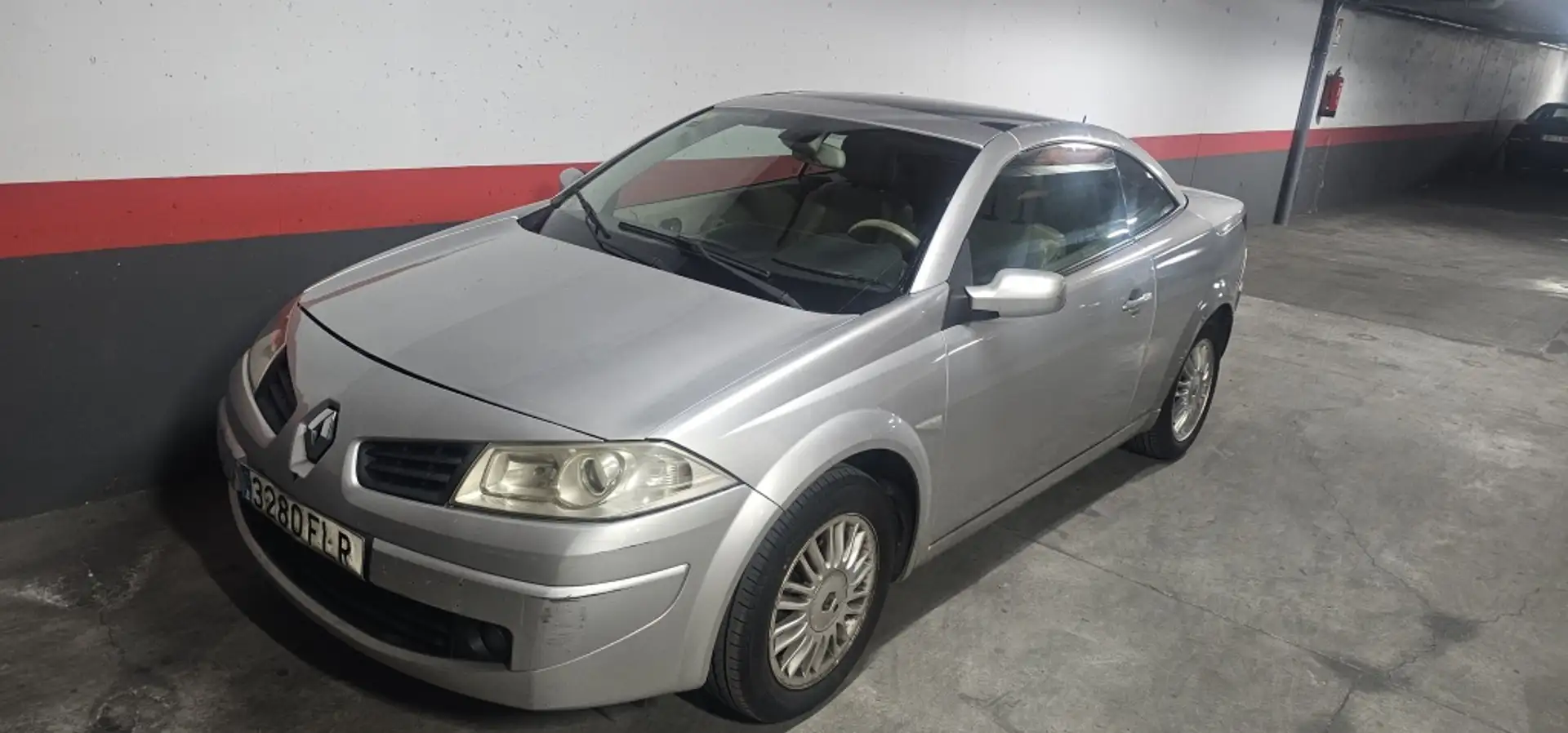 Renault Megane 1.9dCi Extreme Gris - 2